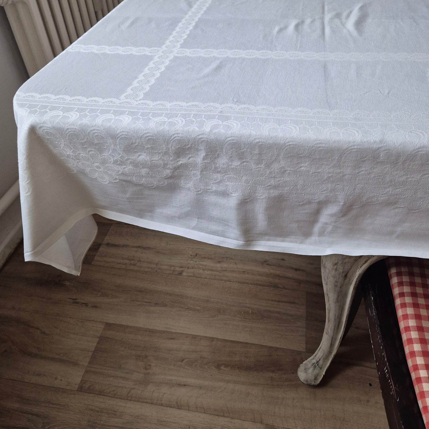 Vintage Tischdecke weiß 120x 265cm Damast weiß