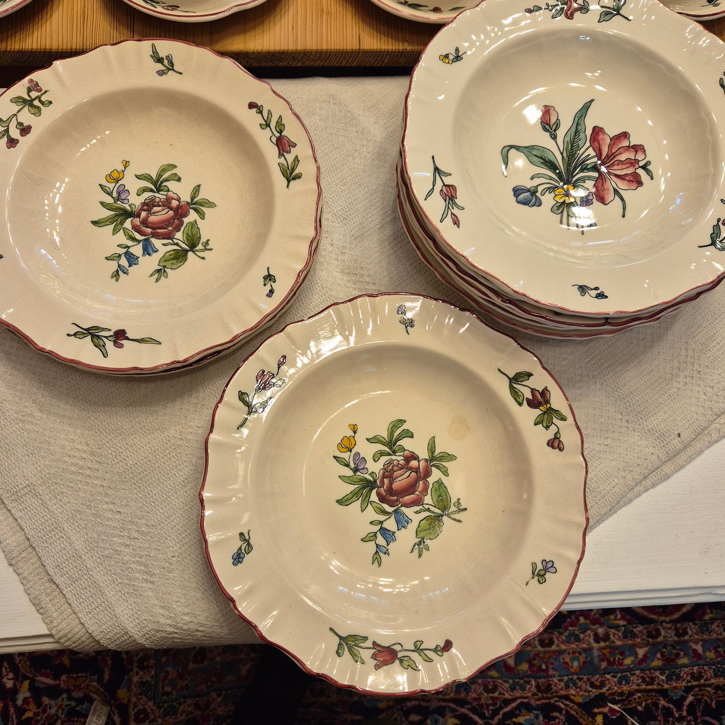Vintage Zell am Harmersbach Alt Straßburg Flache Suppenteller 538 (Abplatzer) Keramik Blumen