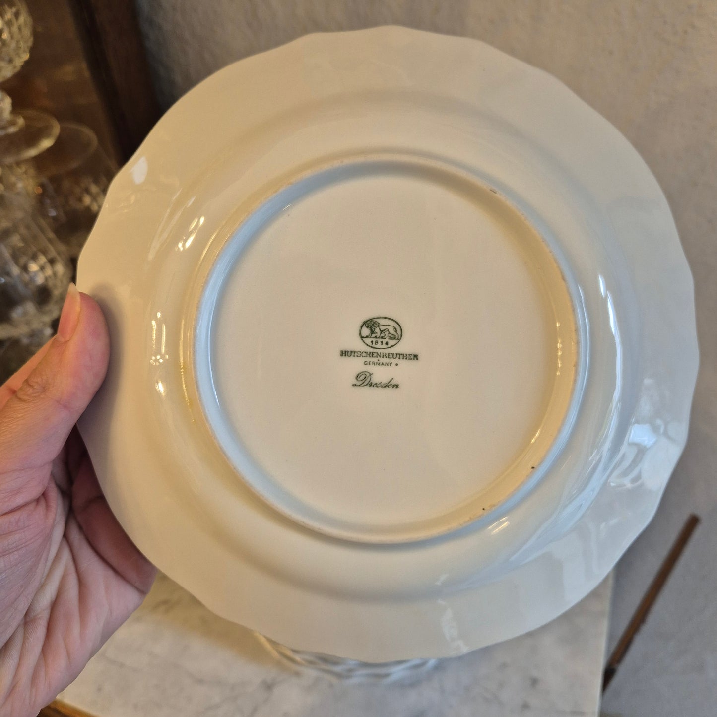 12x Antike Hutschenreuther Porzellan Kuchenteller mit Blumenmotiv Reliefrand