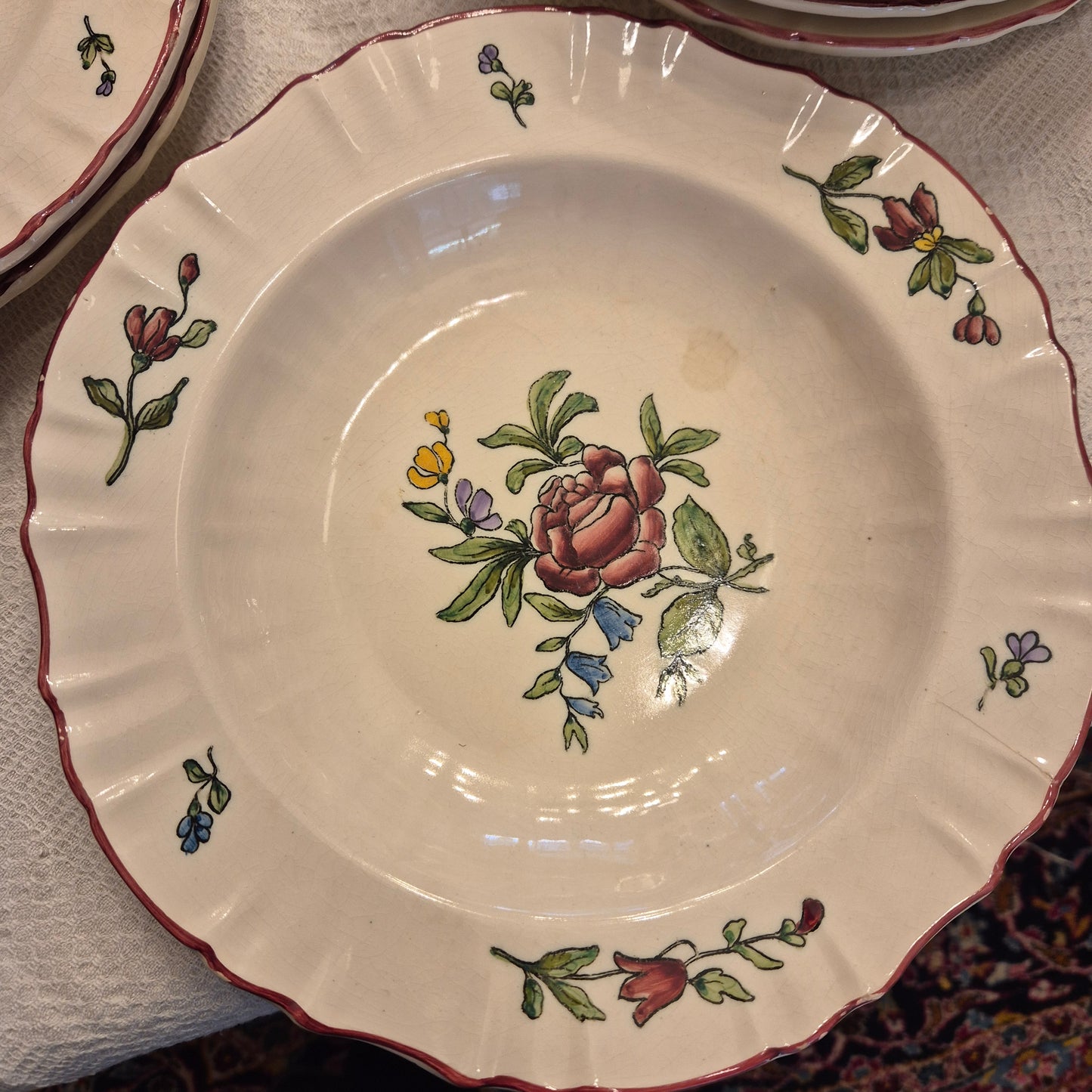 Vintage Zell am Harmersbach Alt Straßburg Flache Suppenteller 538 (Abplatzer) Keramik Blumen
