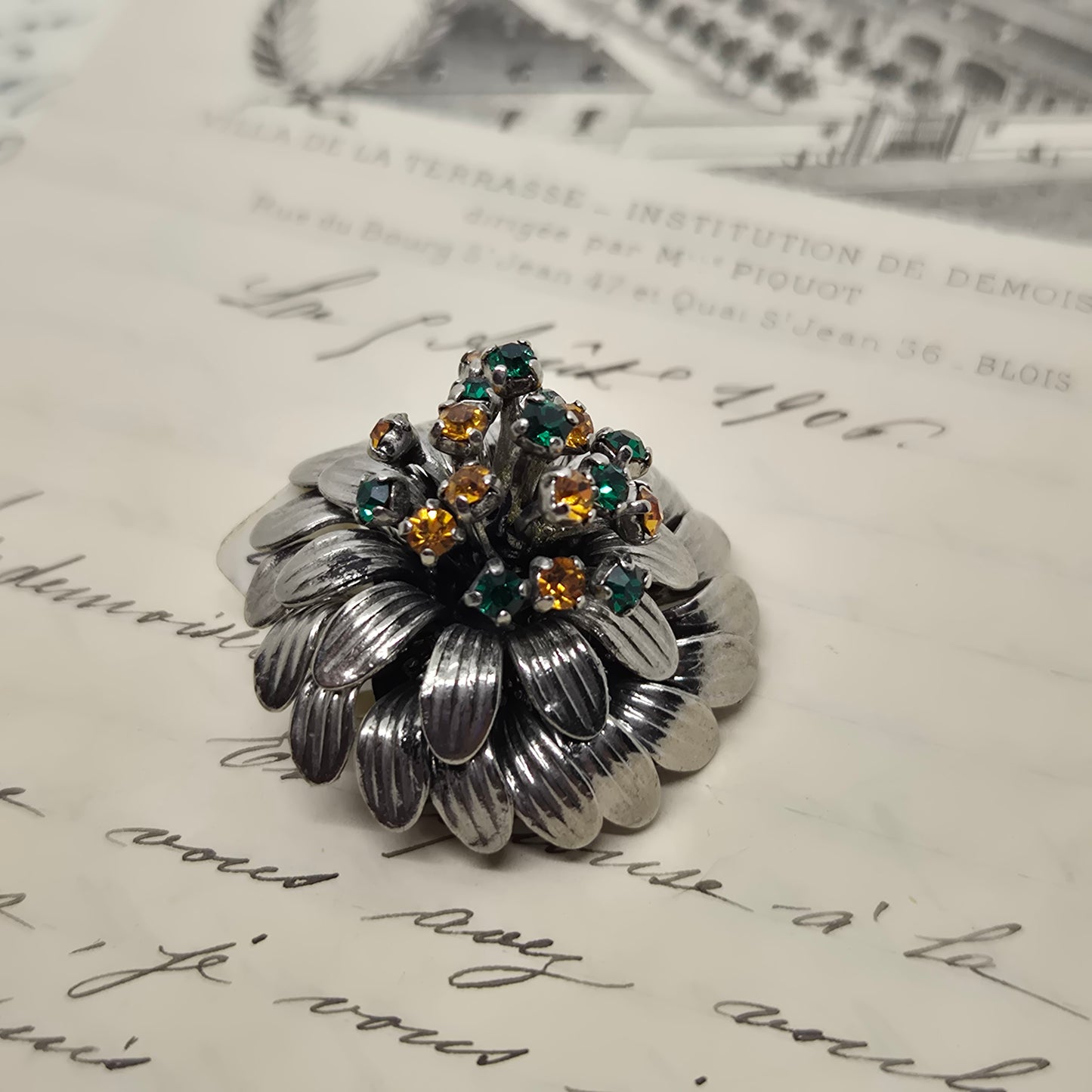 Feine 50er Jahre Brosche Blume Blüten Silber Strasssteine grün orange edel Nummer 41
