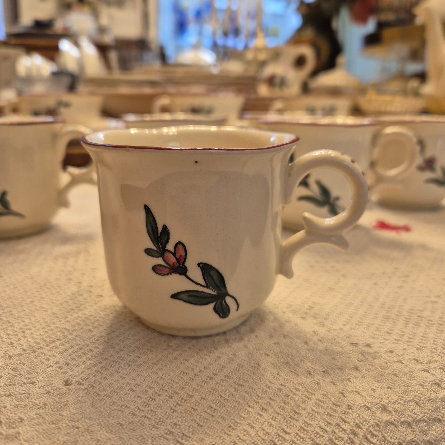 Vintage Zell am Harmersbach Alt Straßburg Tee / Kaffee Tasse klein Keramik Blumen (minimaler Abplatzer!)