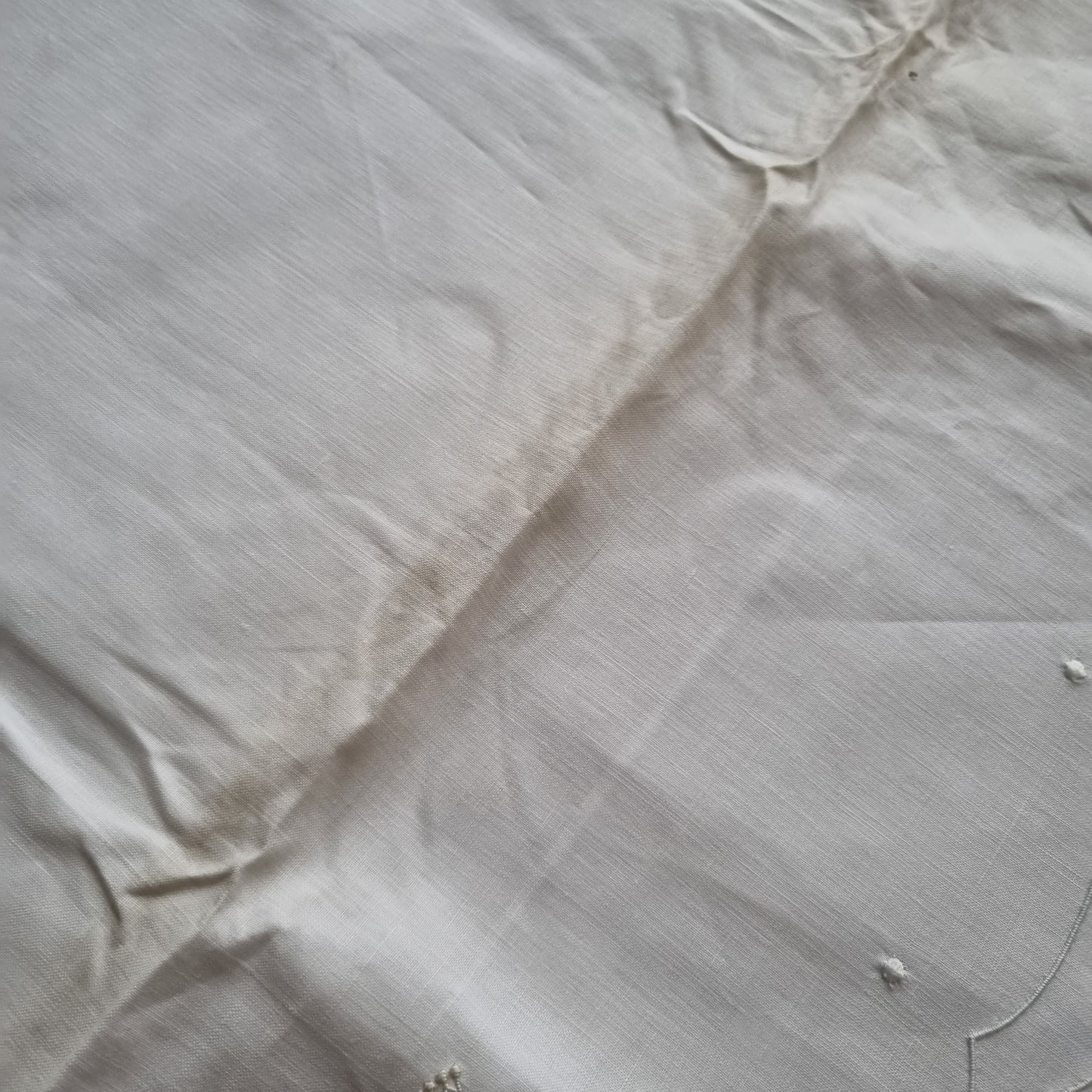 Antikes Bettlaken / Bettüberwurf Baumwolle mit Monogramm E.E. und Krone 150x250cm cremeweiß ♡