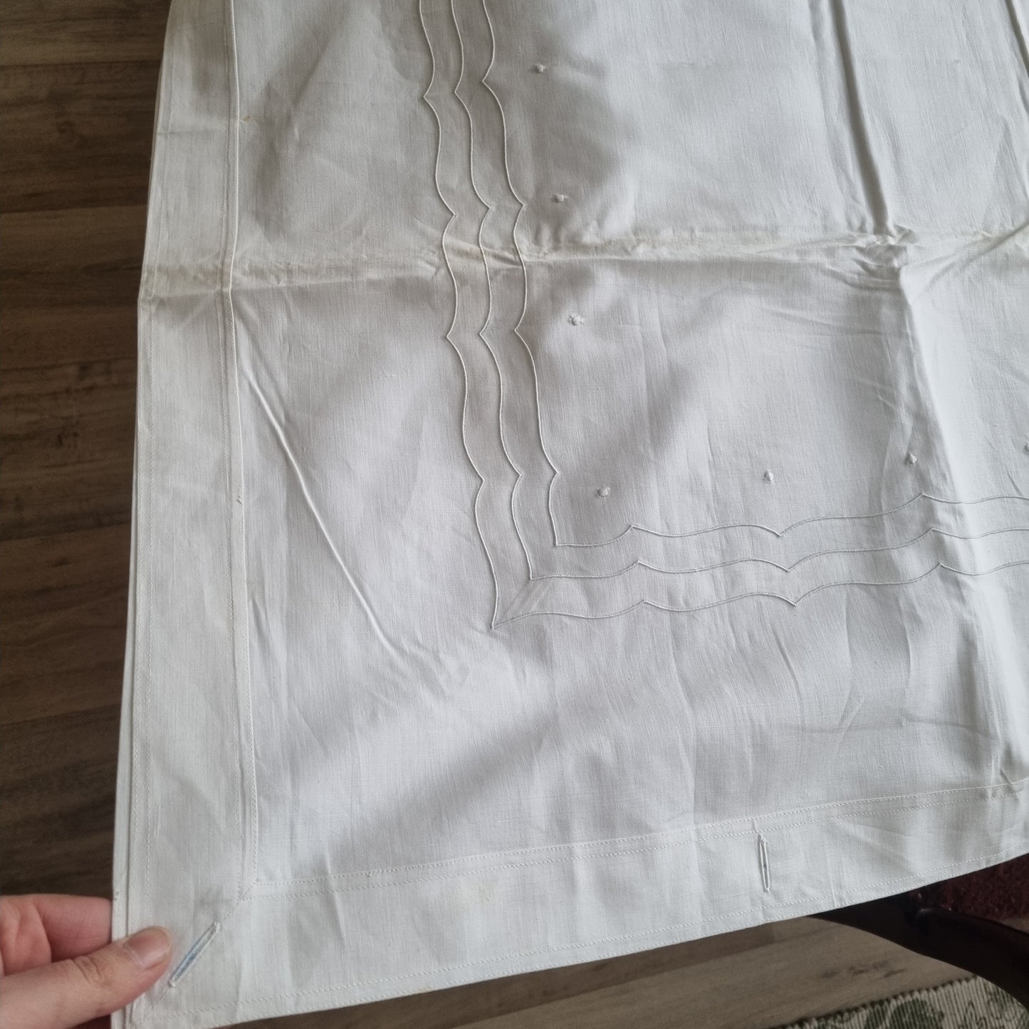 Antikes Bettlaken / Bettüberwurf Baumwolle mit Monogramm E.E. und Krone 150x250cm cremeweiß ♡