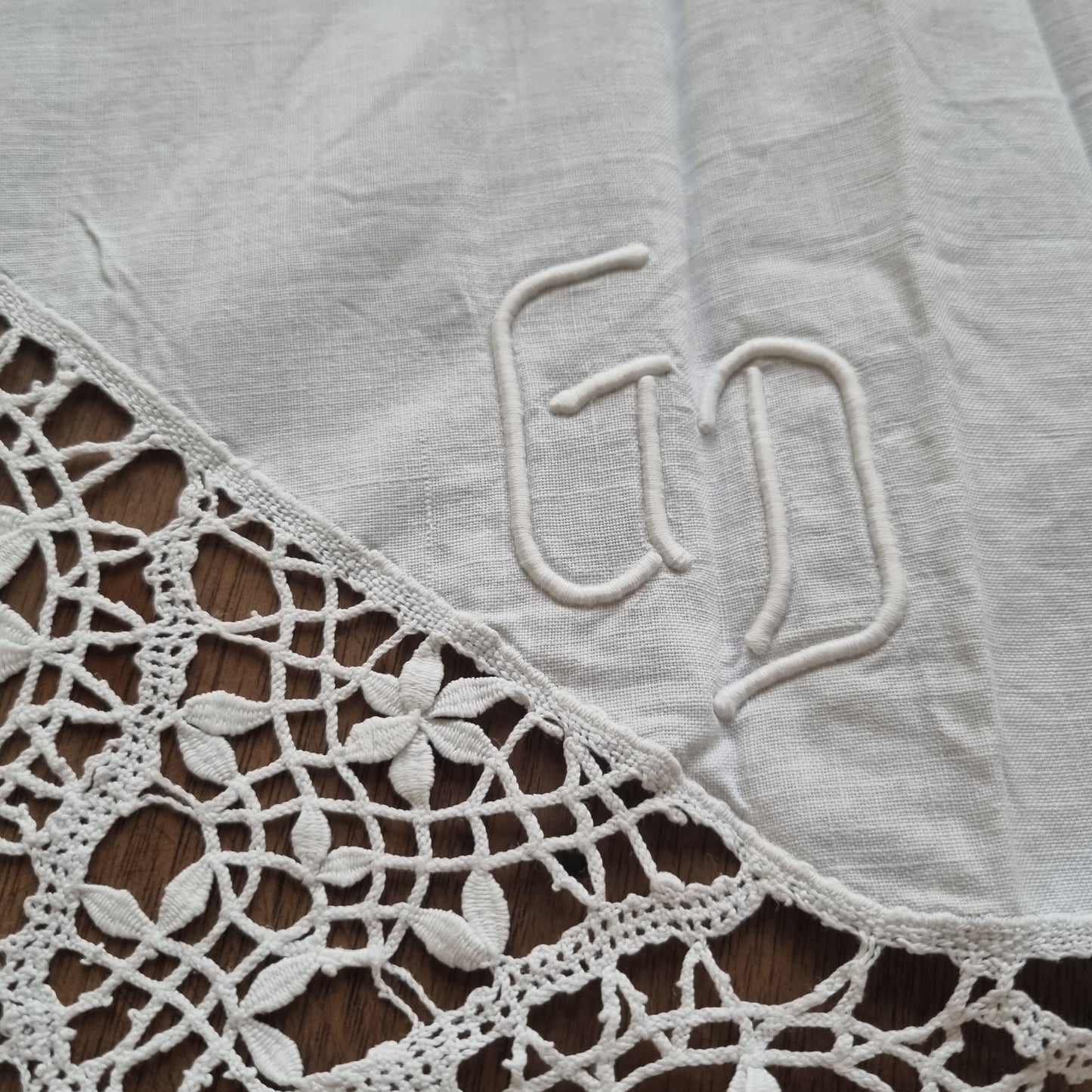 Antikes Jugendstil Bettlaken / Bettüberwurf Baumwolle 140x235cm Monogramm G.D. ♡