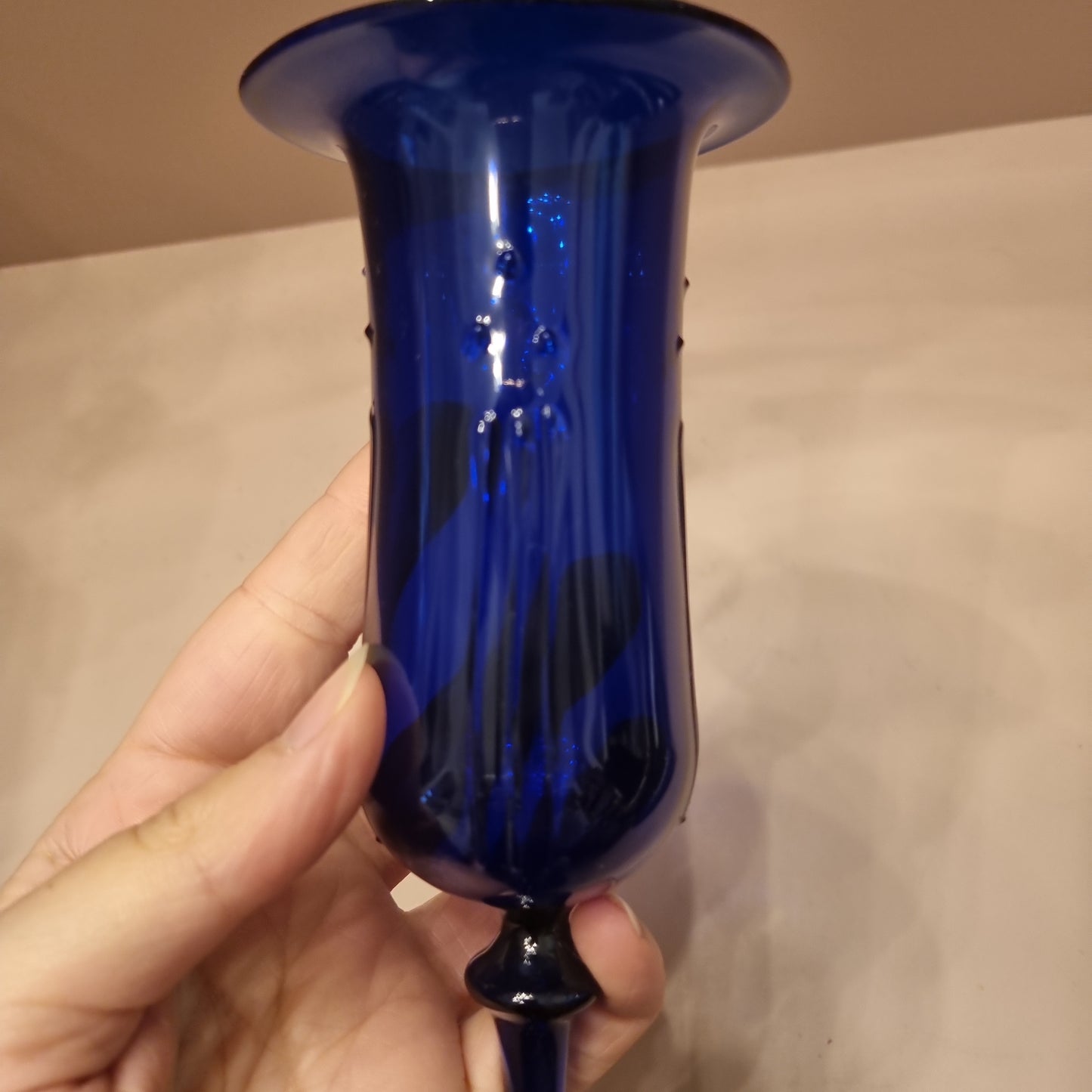 Vintage Vase Blau Glaskunst hauchdünn