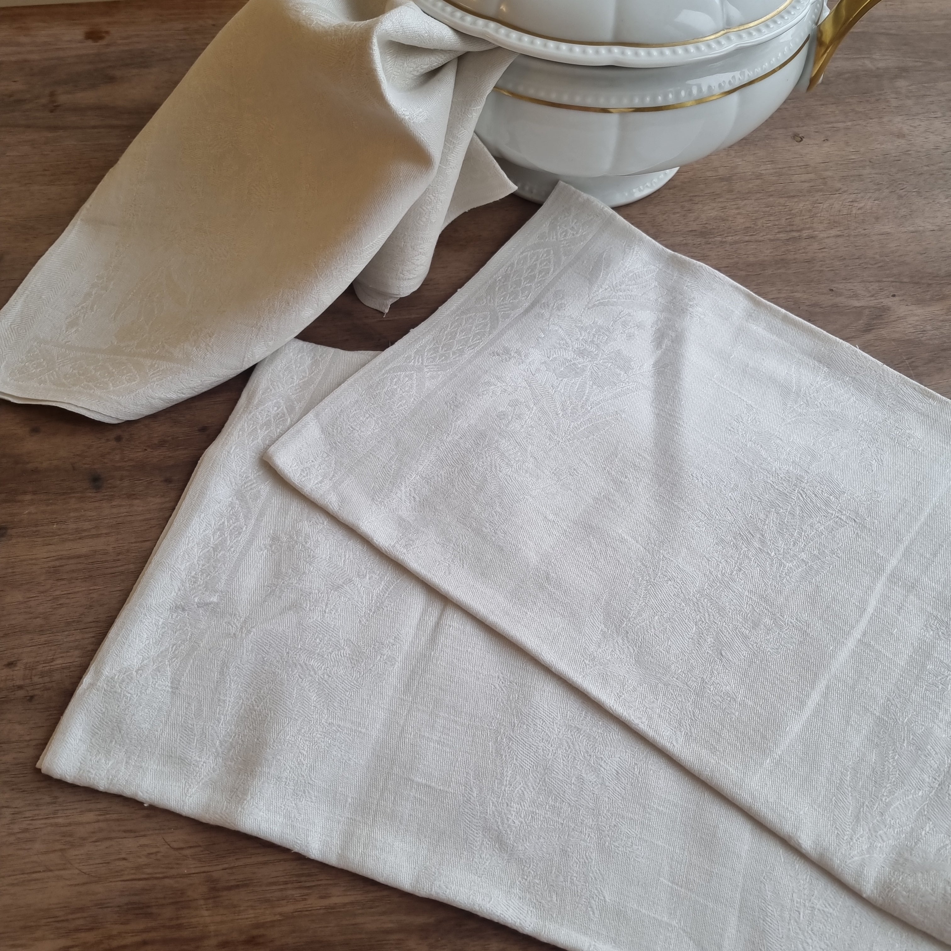 3x Antike Jugendstil Küchen-&Geschirrtücher Damast mit Blumenmotiv cremeweiß 🤍