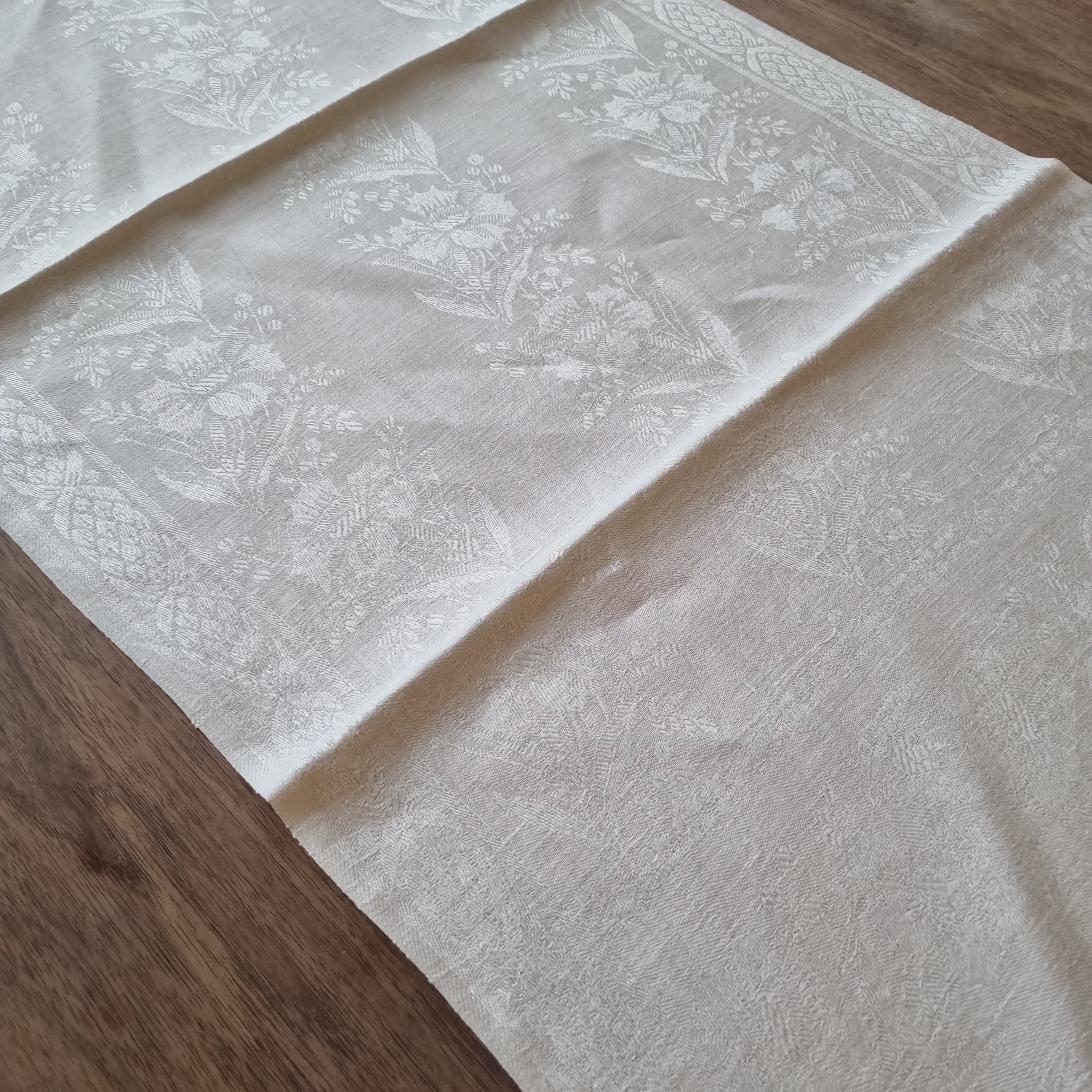 3x Antike Jugendstil Küchen-&Geschirrtücher Damast mit Blumenmotiv cremeweiß 🤍