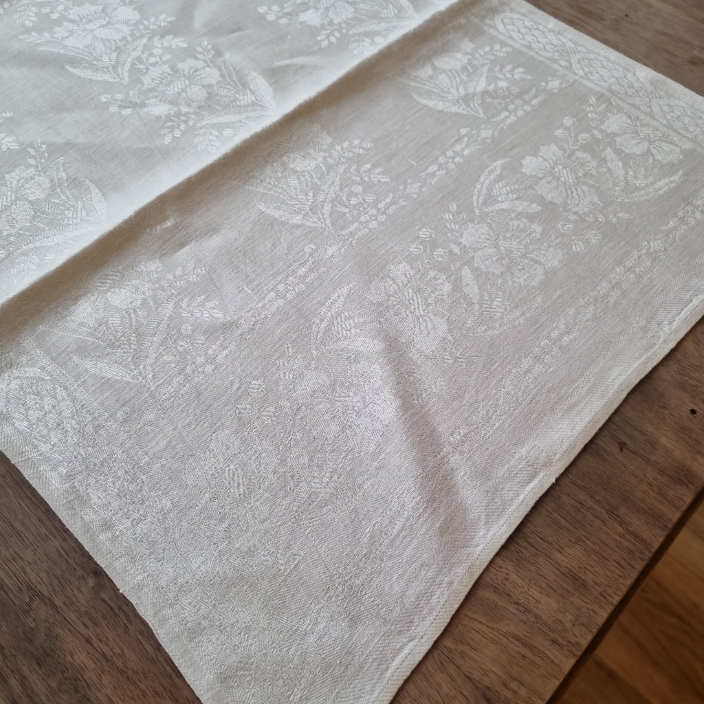 3x Antike Jugendstil Küchen-&Geschirrtücher Damast mit Blumenmotiv cremeweiß 🤍