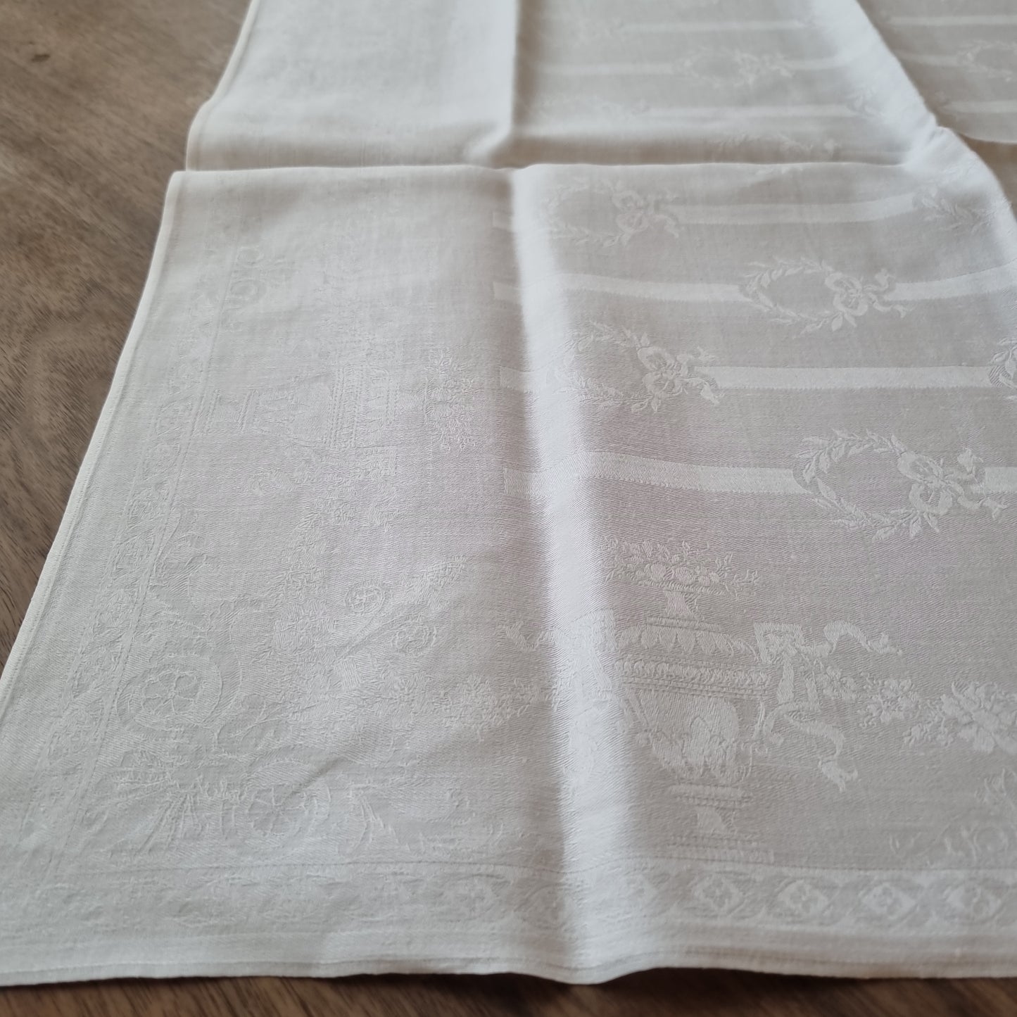 Antike Jugendstil Stoffserviette Serviette mit Initialen E.H