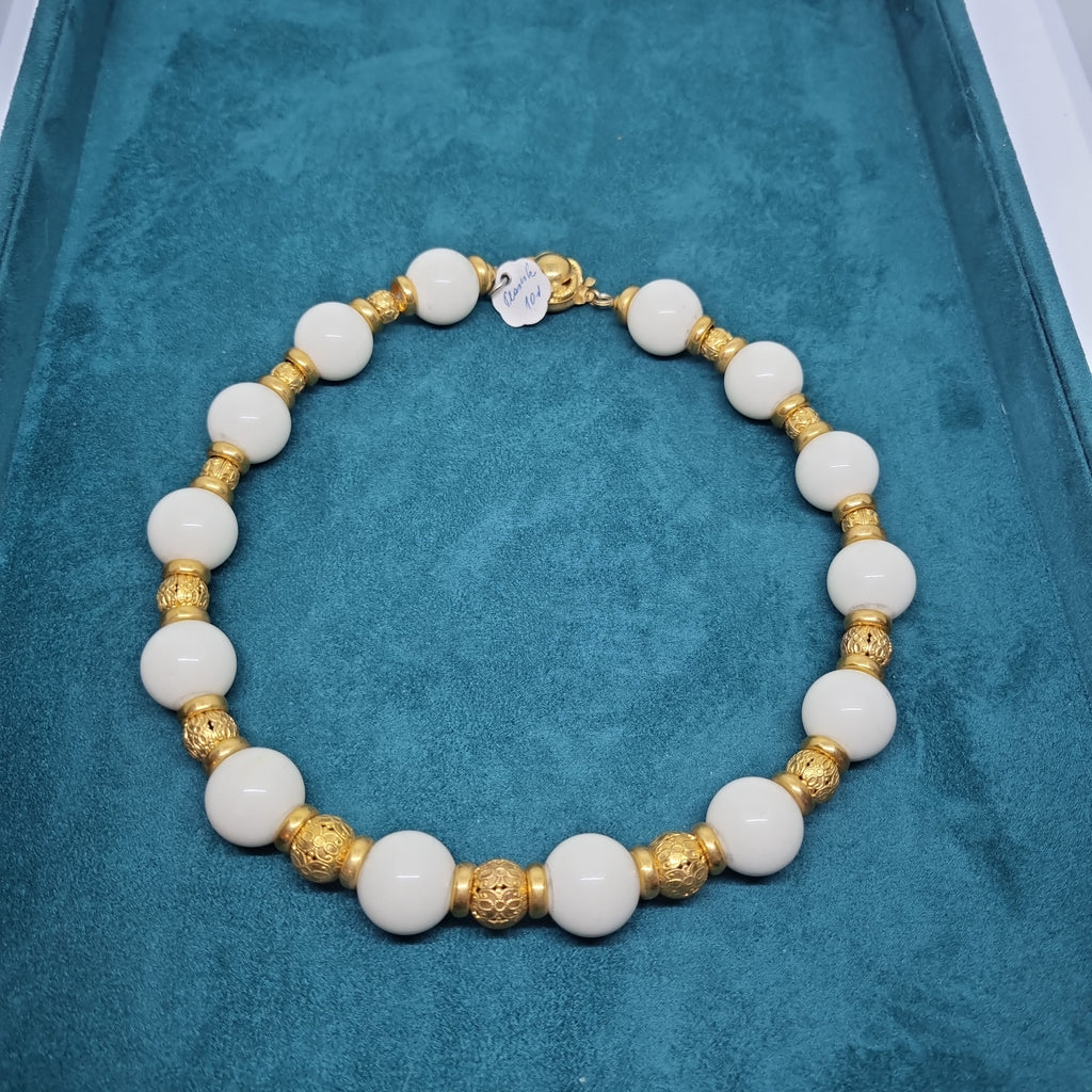 Hübsche Vintage Halskette Handmade Kette Cremeweiß Gold Edel