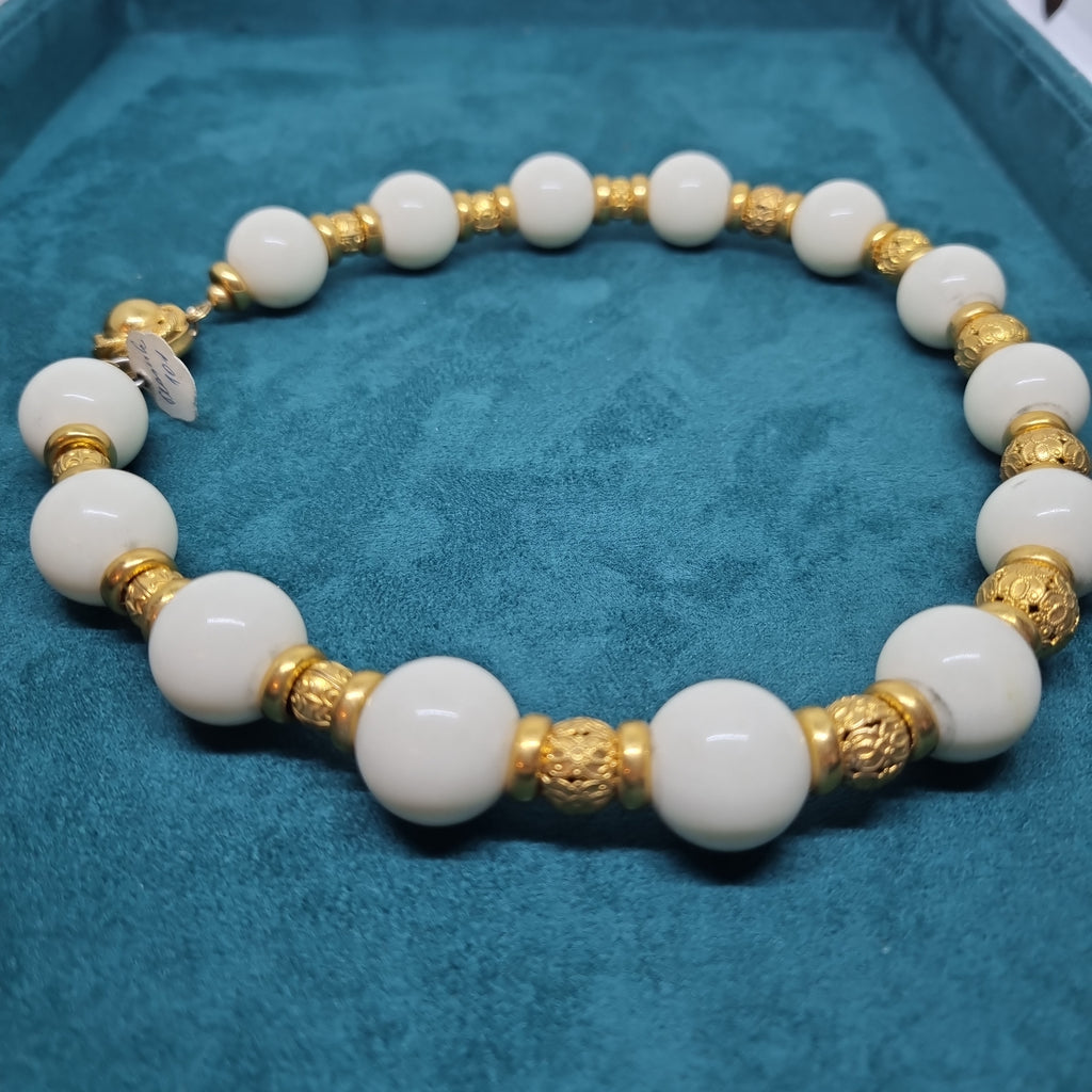 Hübsche Vintage Halskette Handmade Kette Cremeweiß Gold Edel