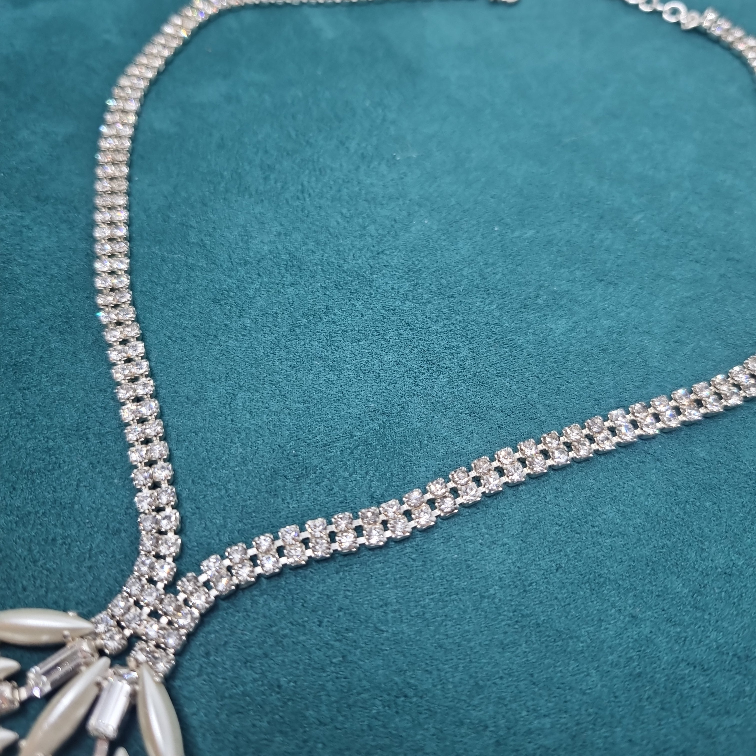 Strasssteinkette Vintage Collier Halskette Strass Kette Modeschmuck funkelnde Steine