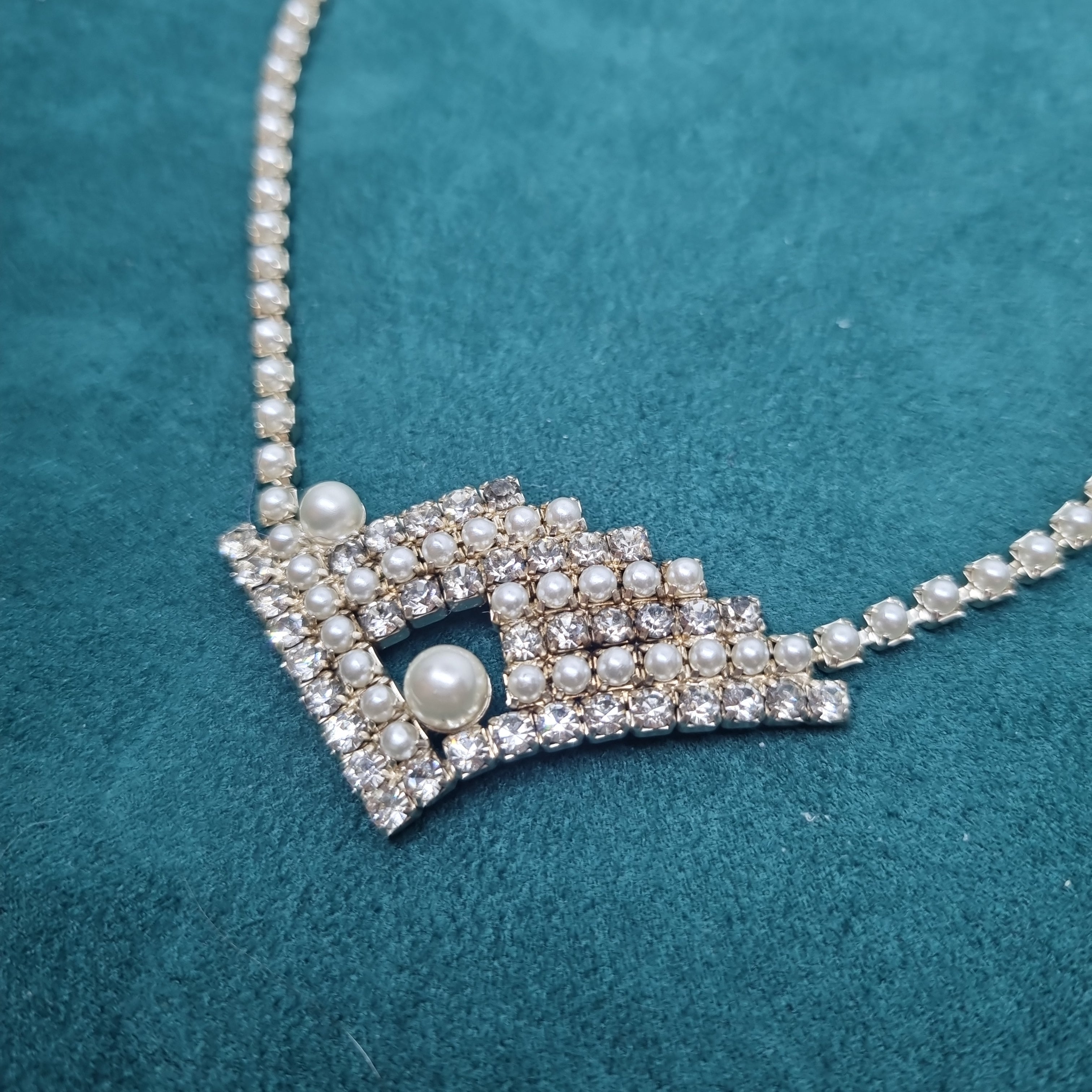 Strasssteinkette Vintage Collier Halskette Strass Kette Modeschmuck funkelnde Steine mit Perlen