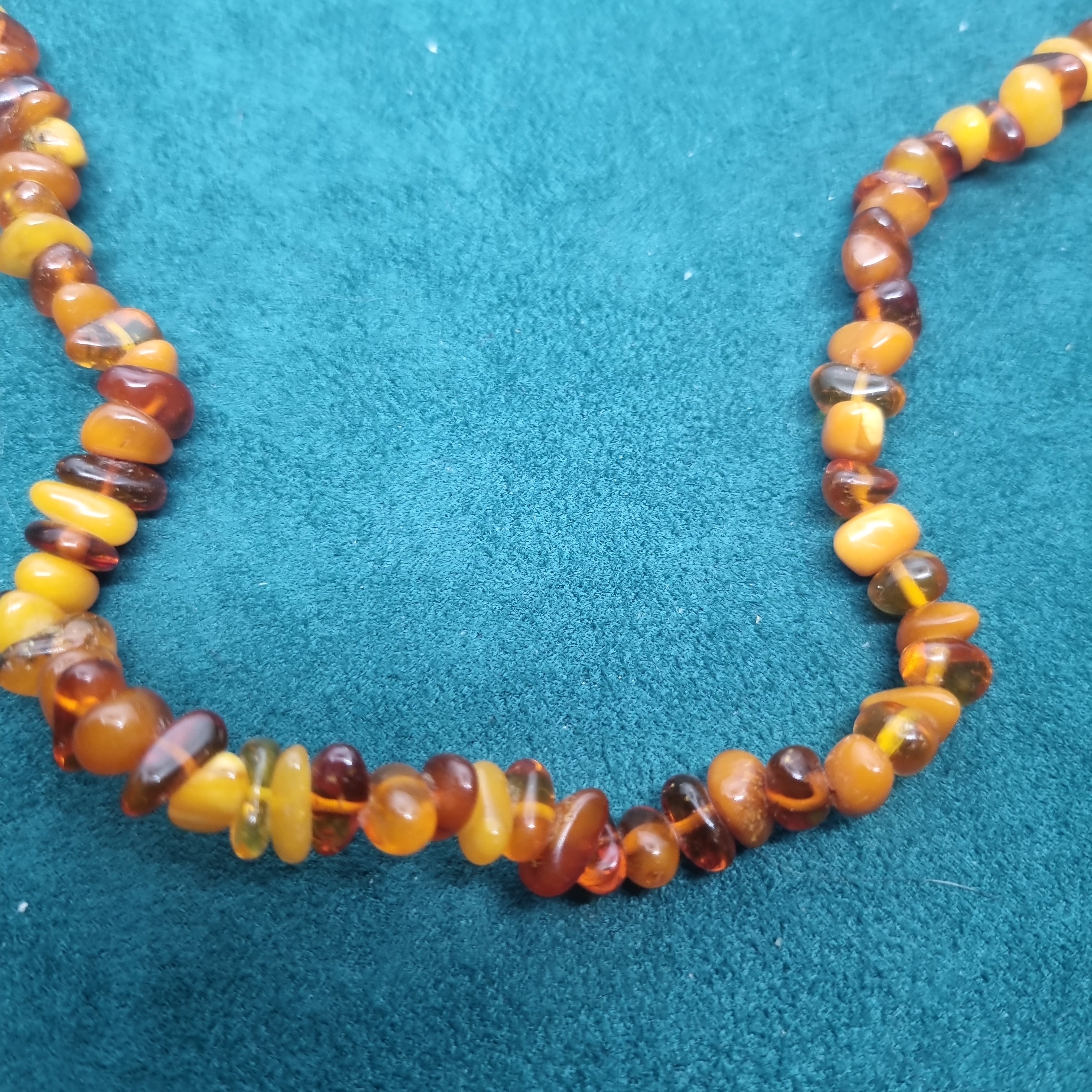 Hübsche Vintage Halskette Handmade Kette Bernstein Steine Edel Braun Gold