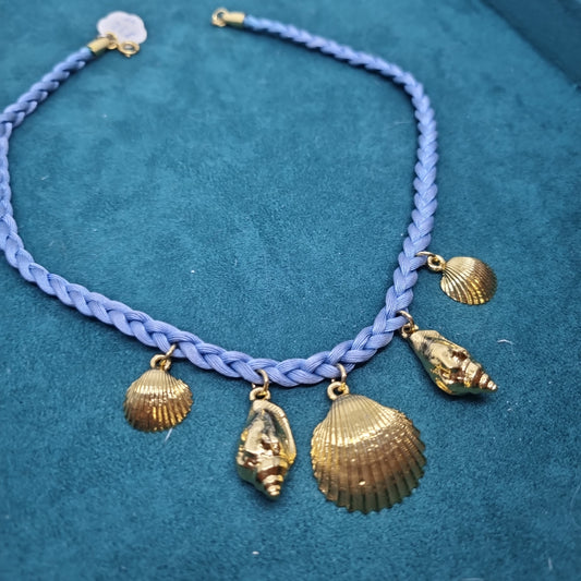 Wunderschöne Vintage Halskette Geflochten mit Anhänger Handmade blau gold Muscheln