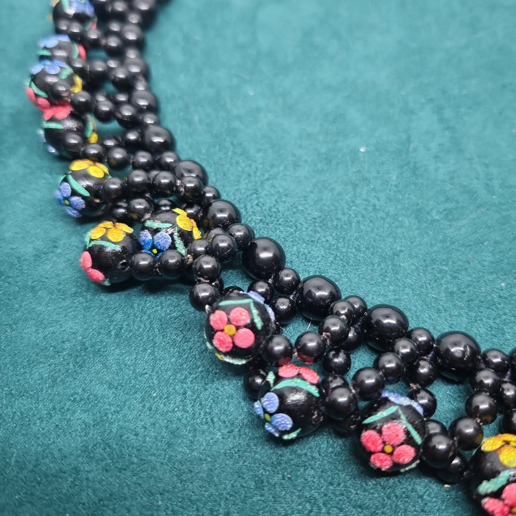 Wunderschöne schwarze Perlen Vintage Halskette Collier Handmade Blume osteuropäisch