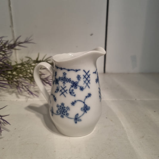 Altes Milchkännchen Sahnekännchen Indisch Blau Strohblume Vintage DDR