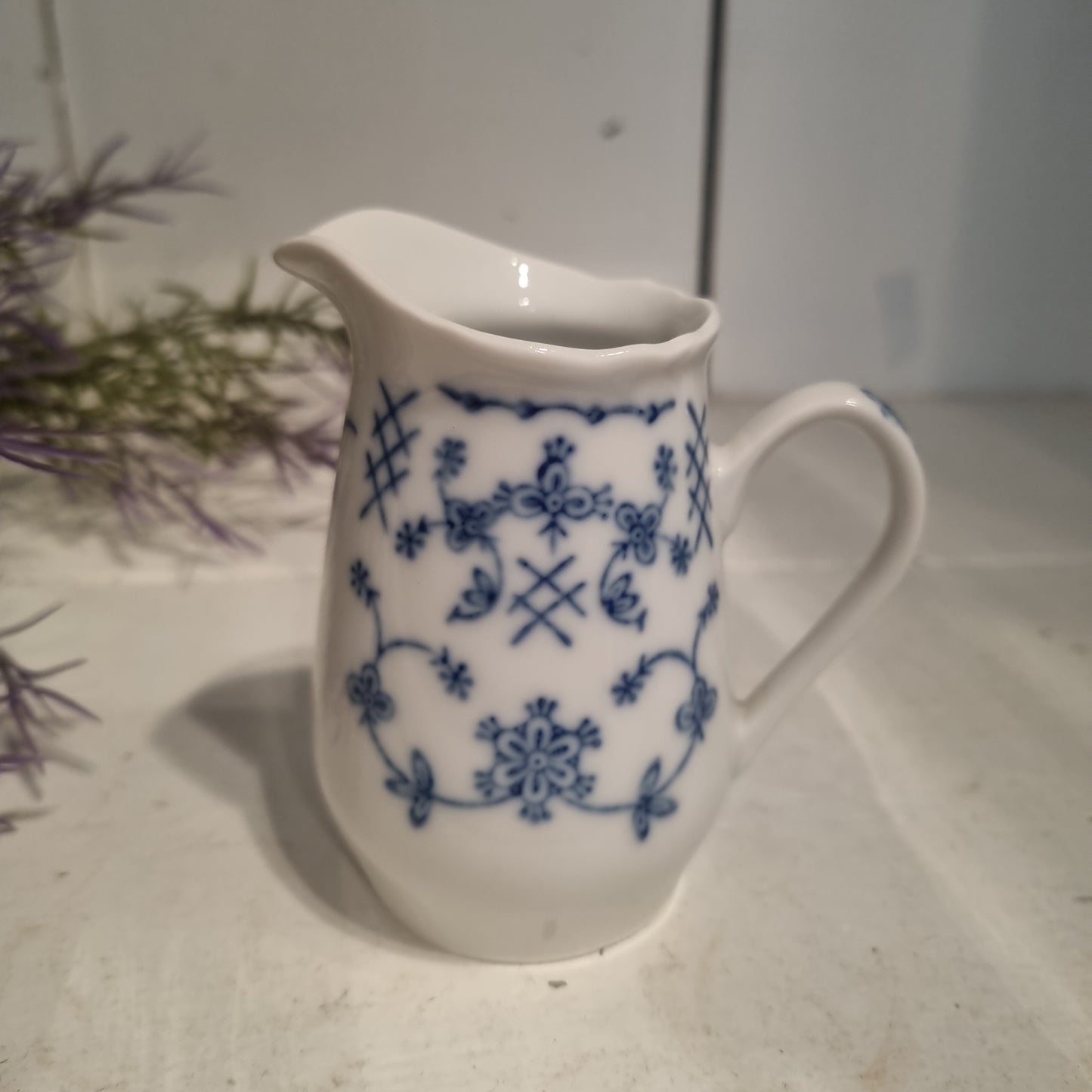 Altes Milchkännchen Sahnekännchen Indisch Blau Strohblume Vintage DDR