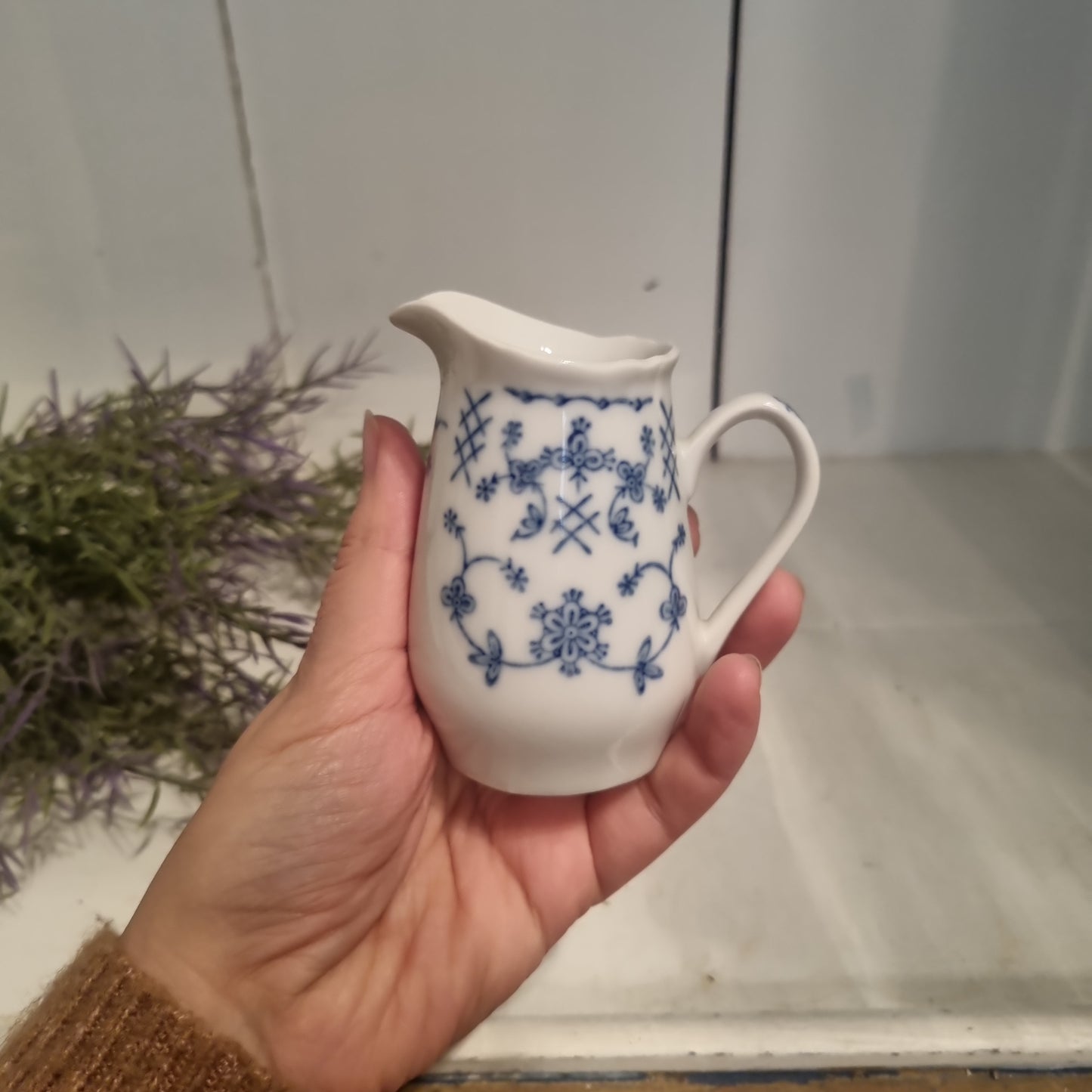 Altes Milchkännchen Sahnekännchen Indisch Blau Strohblume Vintage DDR