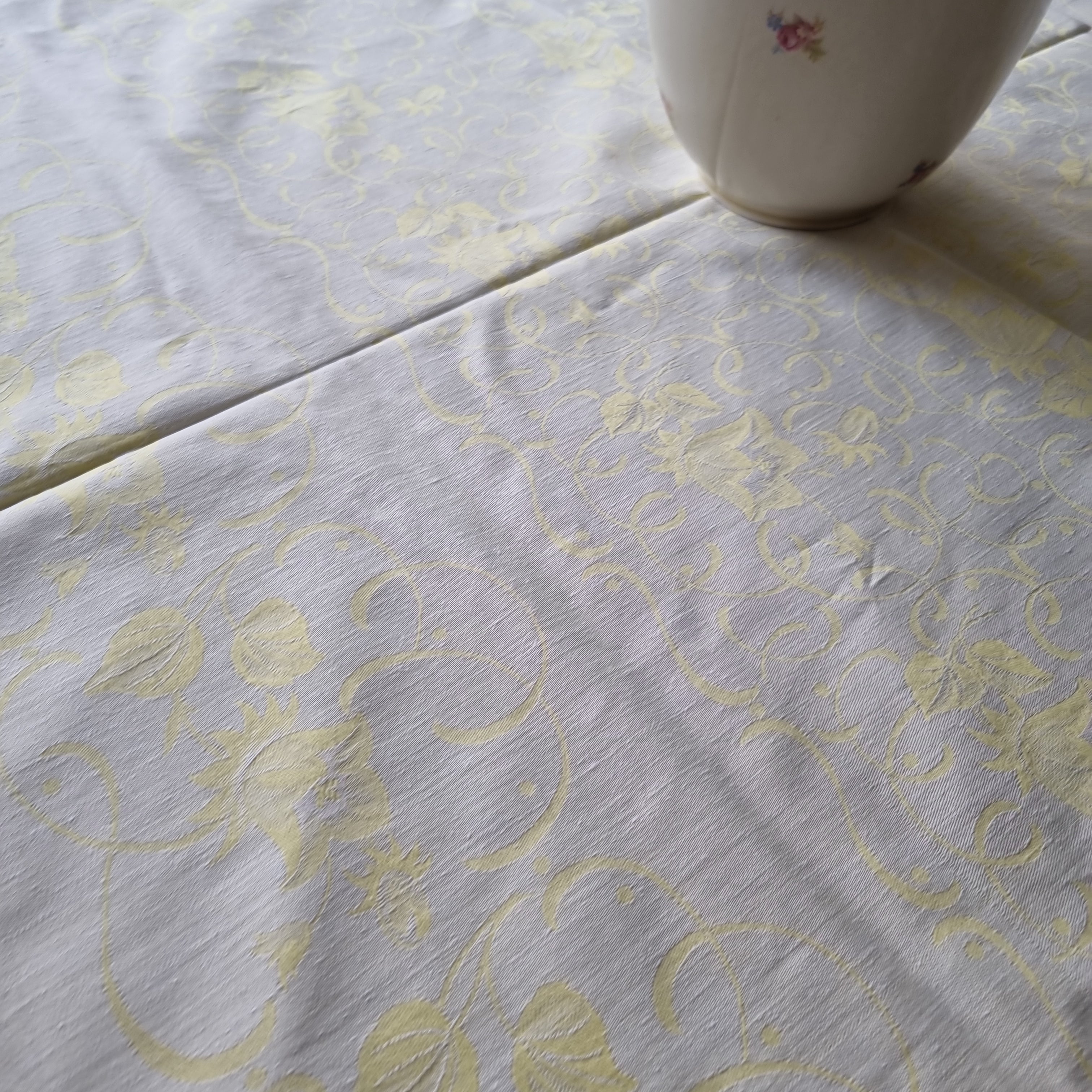 Retro Vintage Tischdecke Damast Pastellgelb 95x150cm Baumwolle 🤍