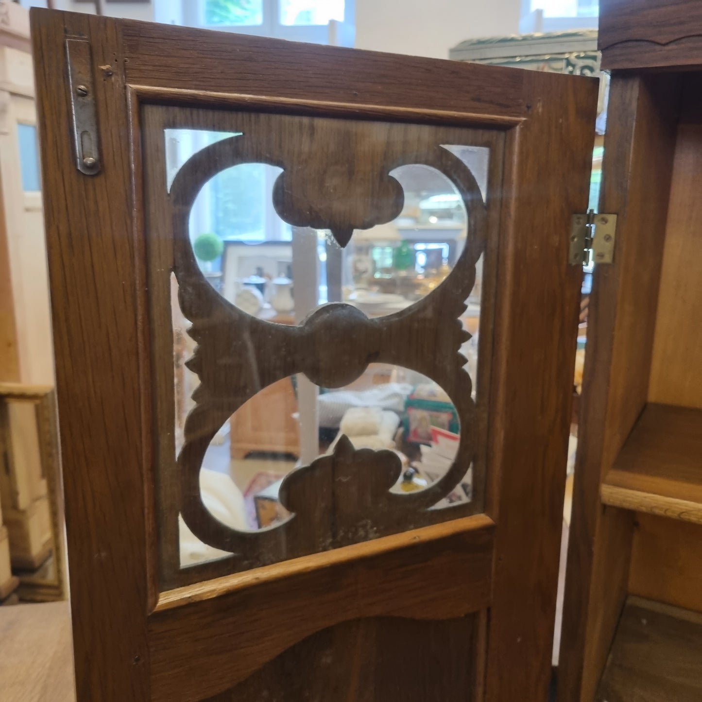 Alte Vitrine Bücherschrank Regal aus massiven Eichenholz - Originalzustand