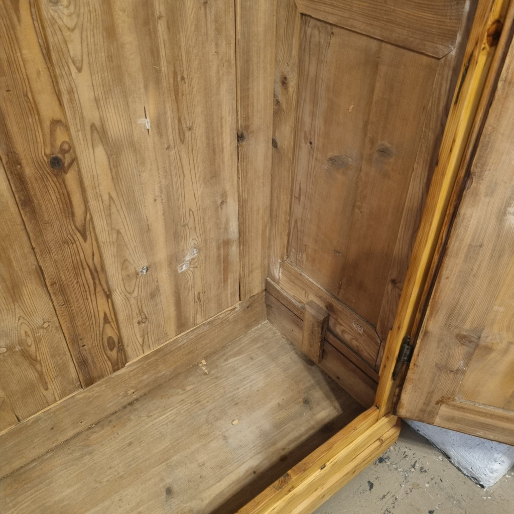 Schrank Kleiderschrank Antik Bauernschrank aufgearbeitet Vollholz