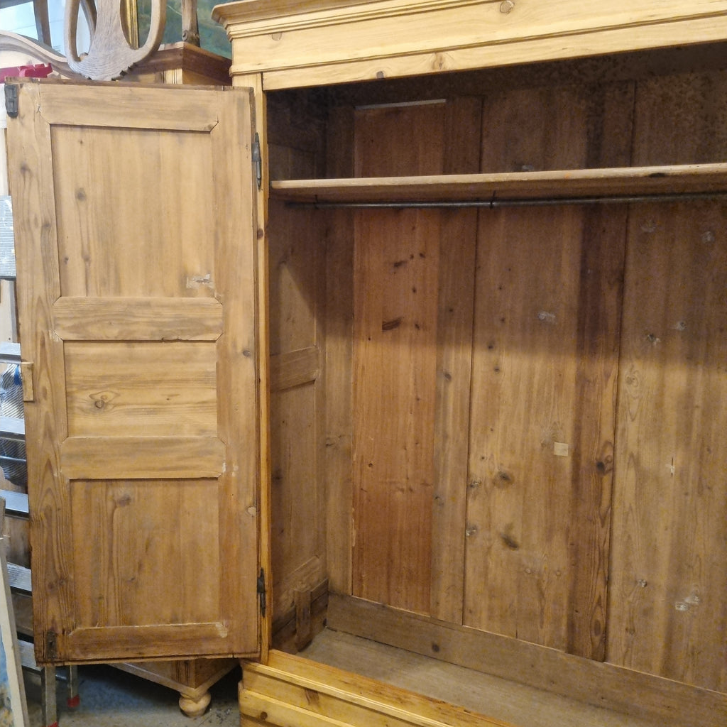 Schrank Kleiderschrank Antik Bauernschrank aufgearbeitet Vollholz