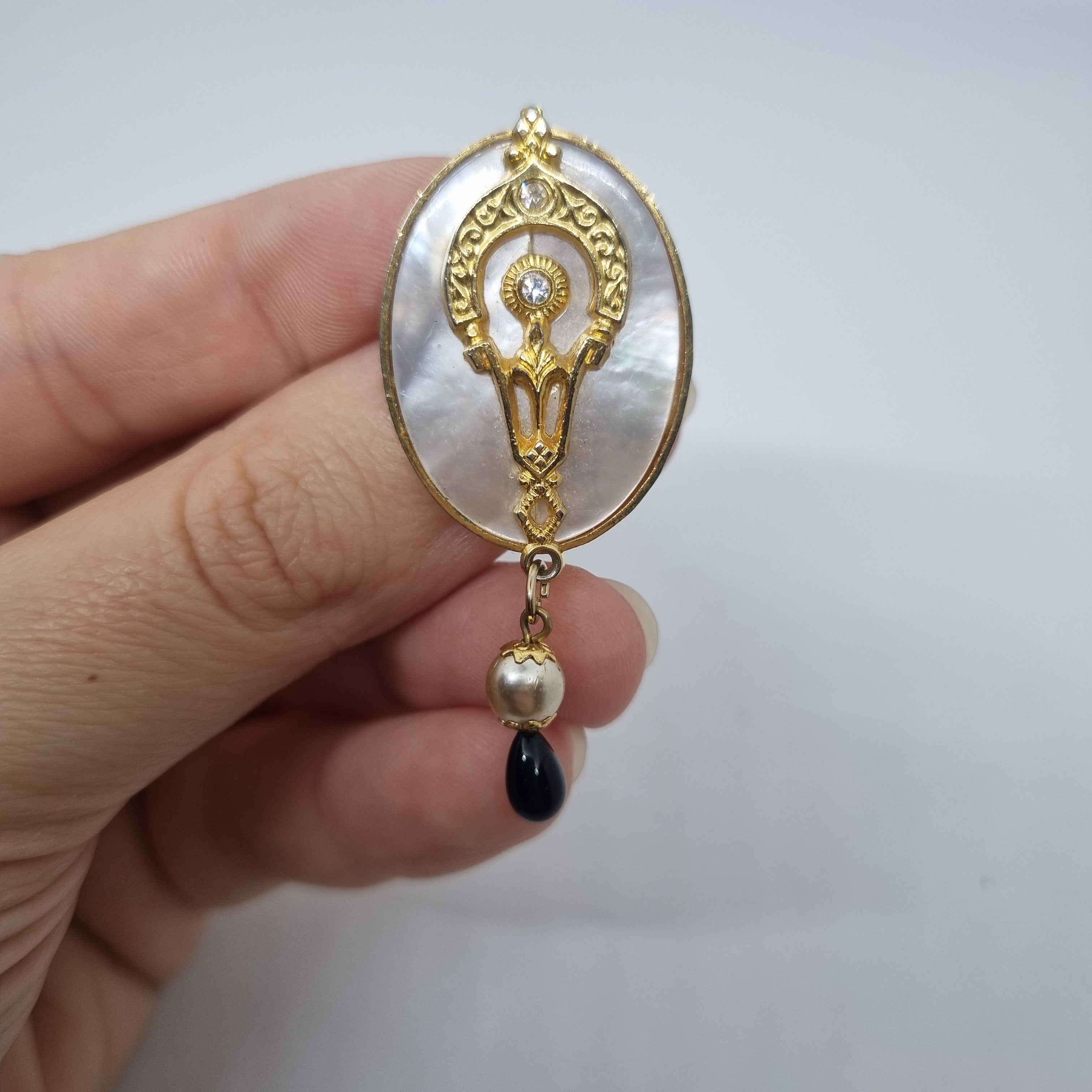 Einzigartige Antik Brosche aus den 50ern Modeschmuck "Perlmutt Träne"
