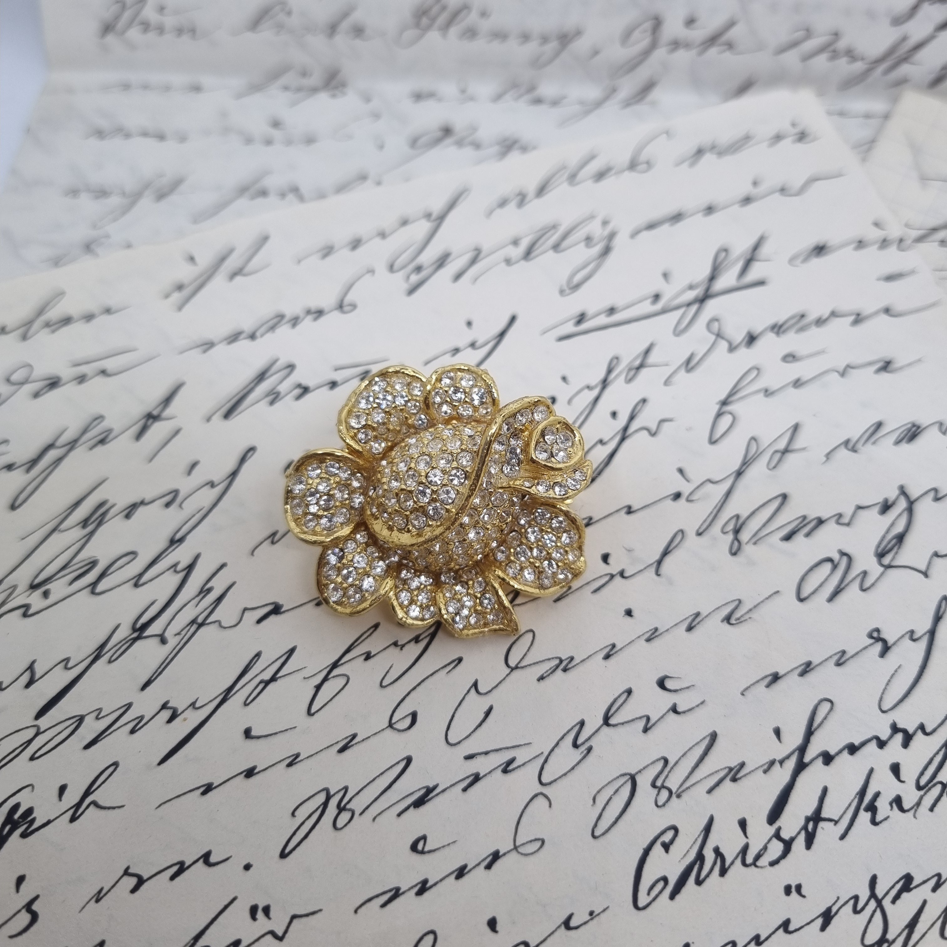 Einzigartige Vintage Brosche Antik 50er Jahre Rosen Blüte Gold Strass Knospe