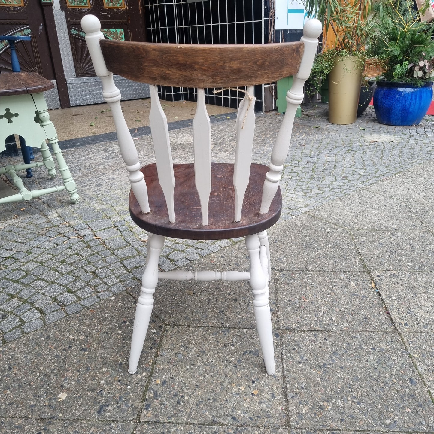 Antiker Bauernstuhl Stuhl Streben Nussbaum Beige Massiv Holz aufgearbeitet