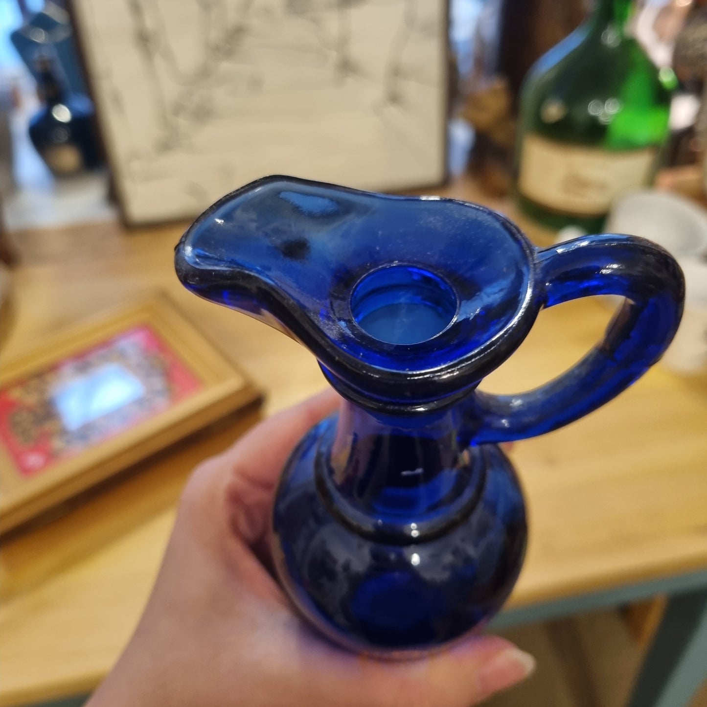 Blaue Glas Vase klein Pressglas gold