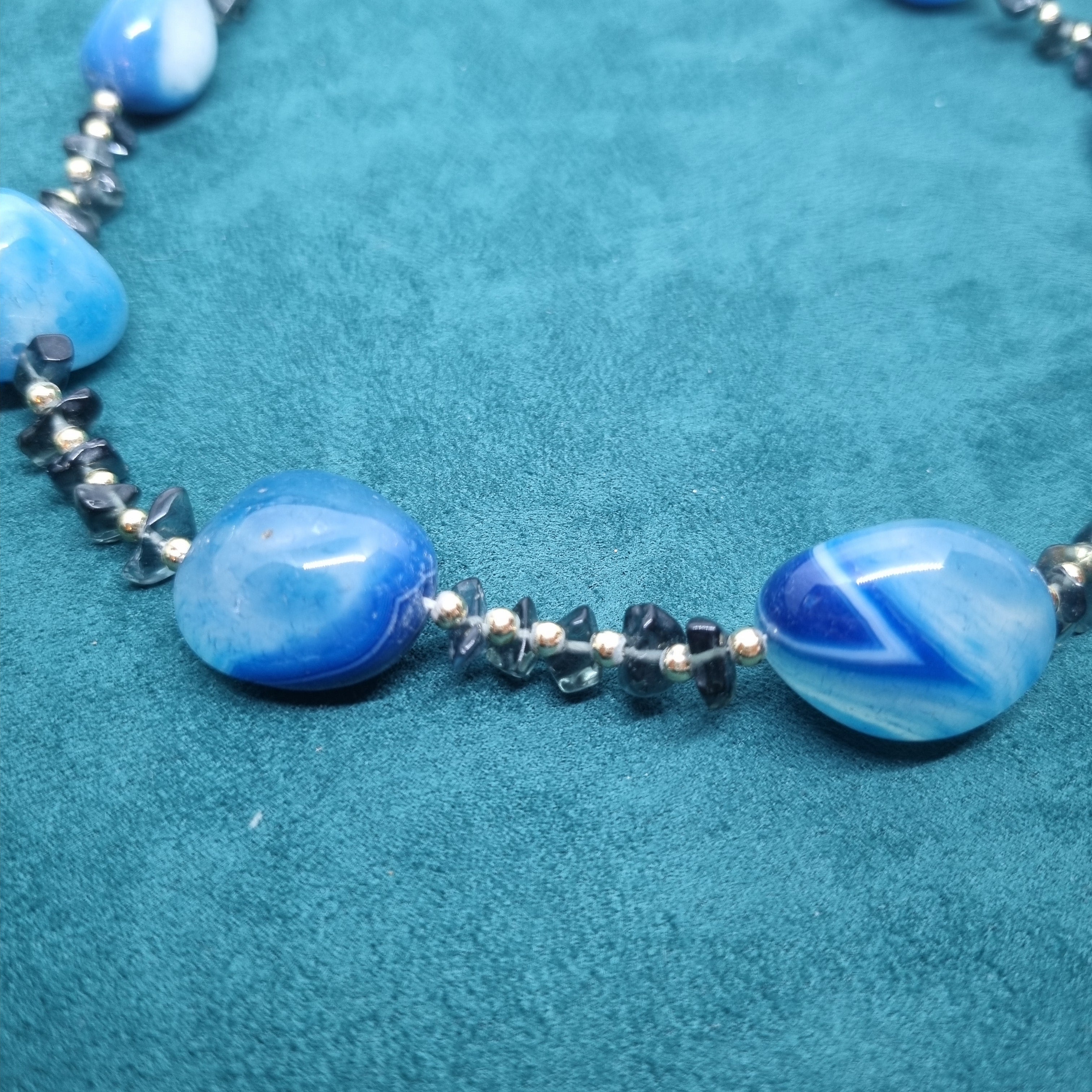 Hübsche Vintage Halskette Handmade Kette Blau Steine Edel