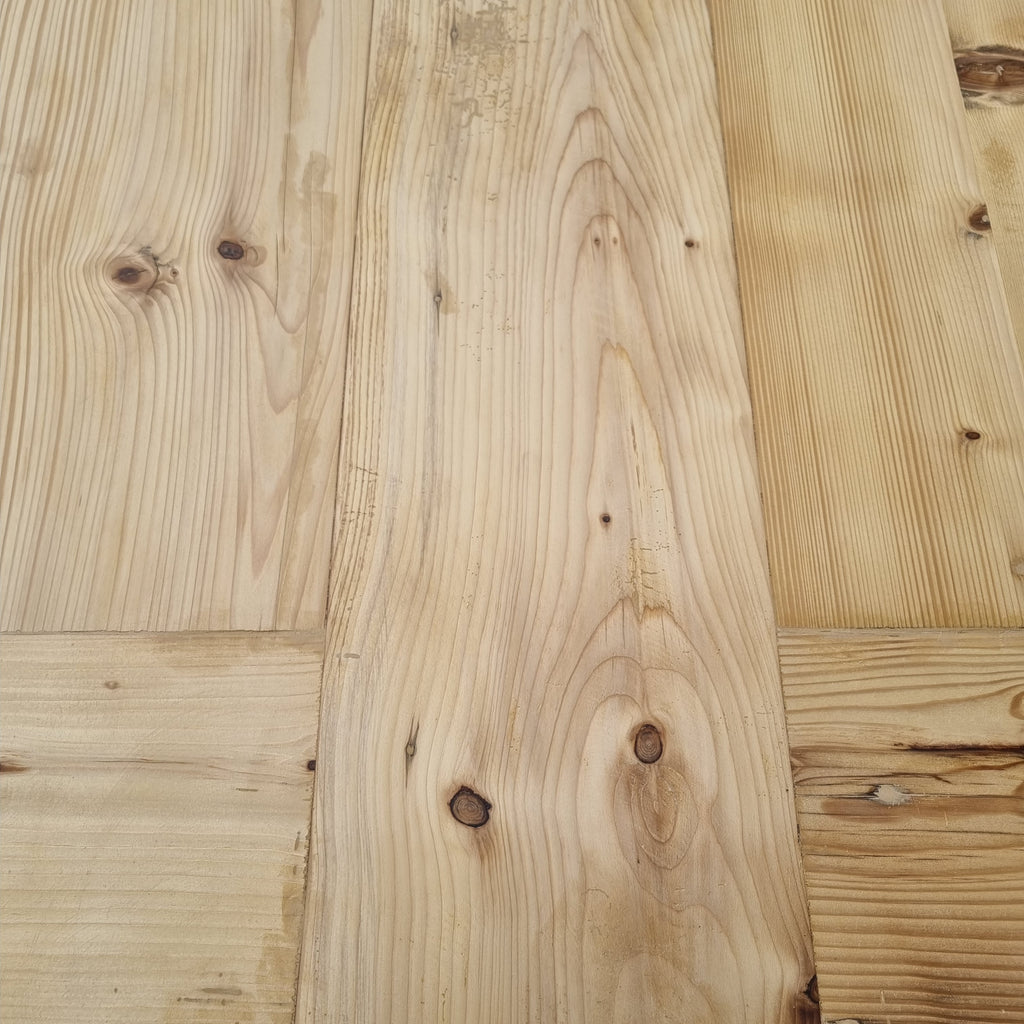 Tisch 215x85cm aus "Alten Berliner Holzdielen" von uns getischlert
