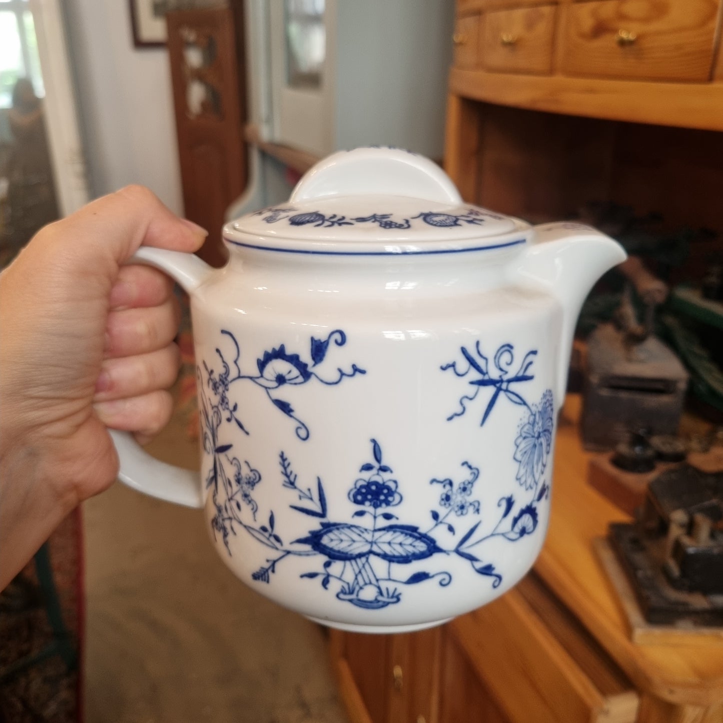 Große Kahla Zwiebelmuster Kaffeekanne Kanne Tee Vintage blau weiß Kobalt Unterglasur GDR