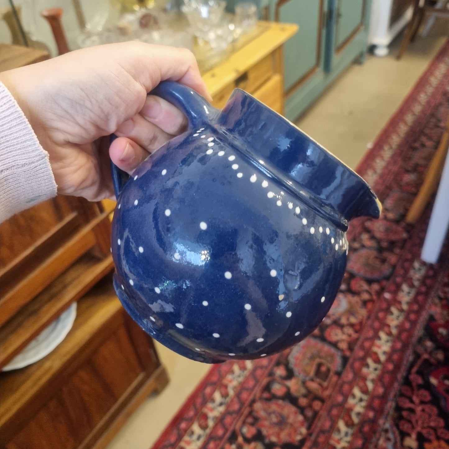 Alte 50er Jahre Midcentury Krug Vase blau weiß Punkte gepunktet