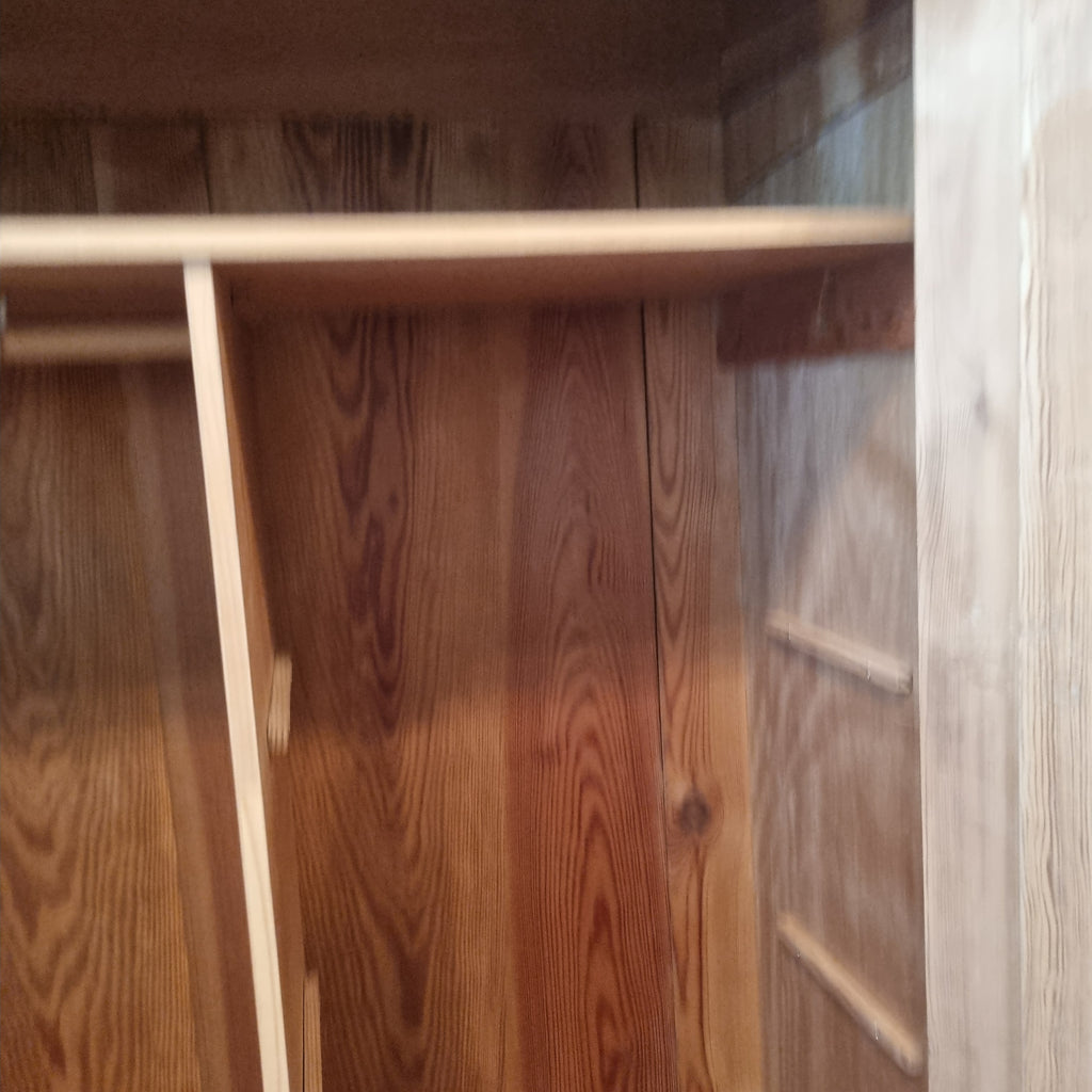 Abgeschliffener Jugendstil Holz Schrank Kleiderschrank Antik
