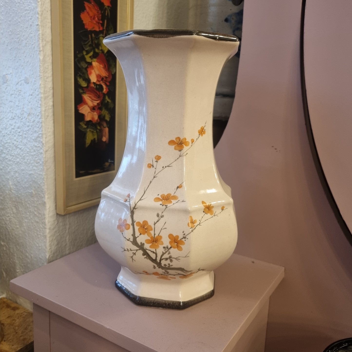 Alte große Keramik Vase mit handbemalten Blümchen