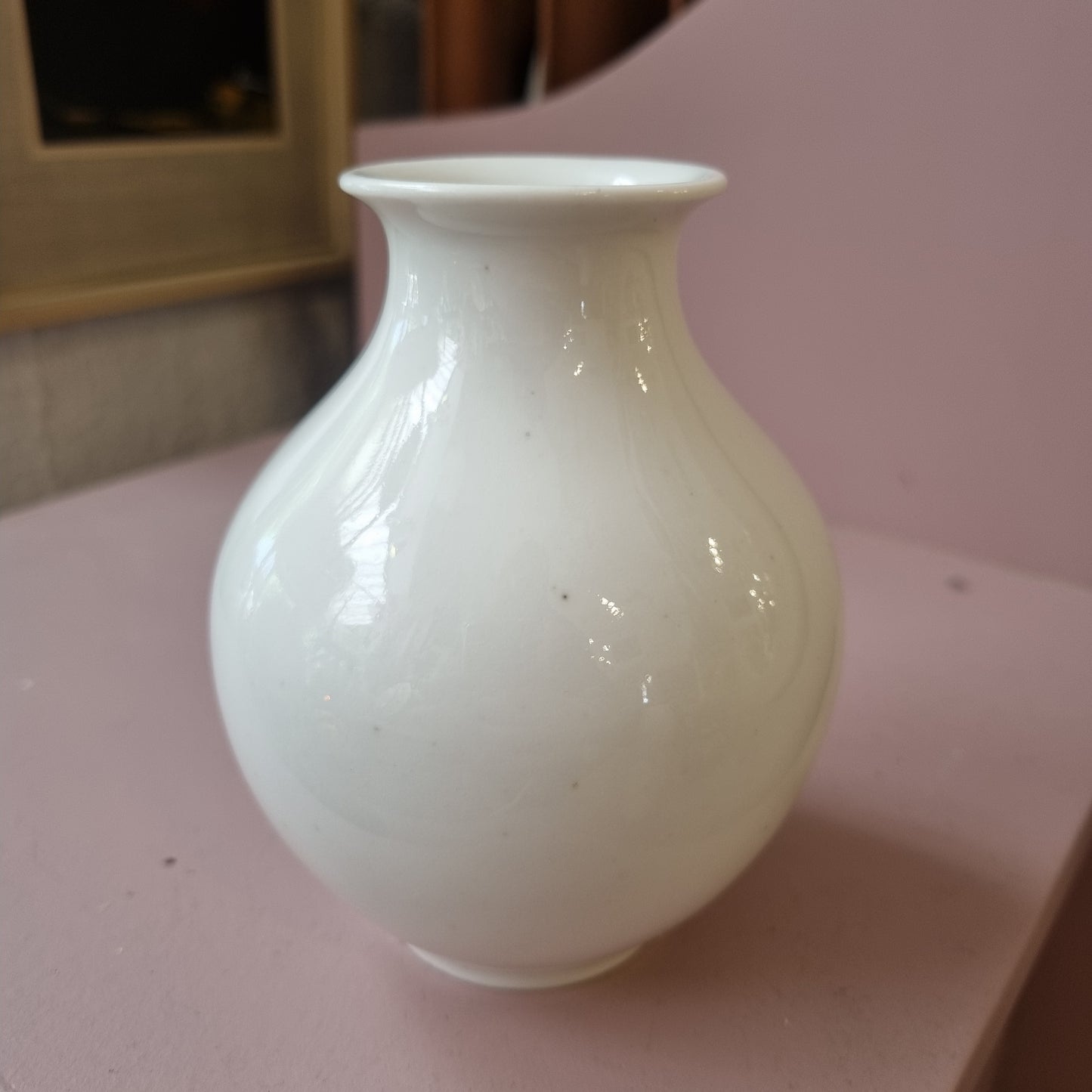 Alte kleine Porzellan Vase Kaestner Saxonia weiß