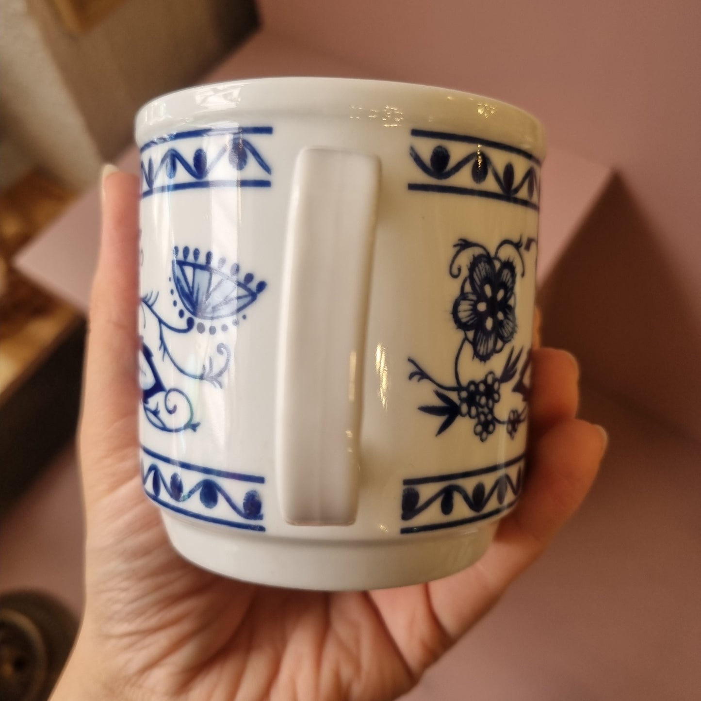 Alte Porzellan Tasse Kahla GDR Germany Kaffee Tee