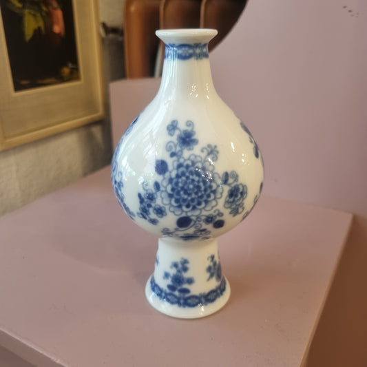 Antike Wallendorfer Porzellan Vase weiß blau Echt Cobalt