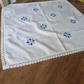 Alte Vintage bestickte Tischdecke weiß blau 70x70cm Art Jugendstil 🤍