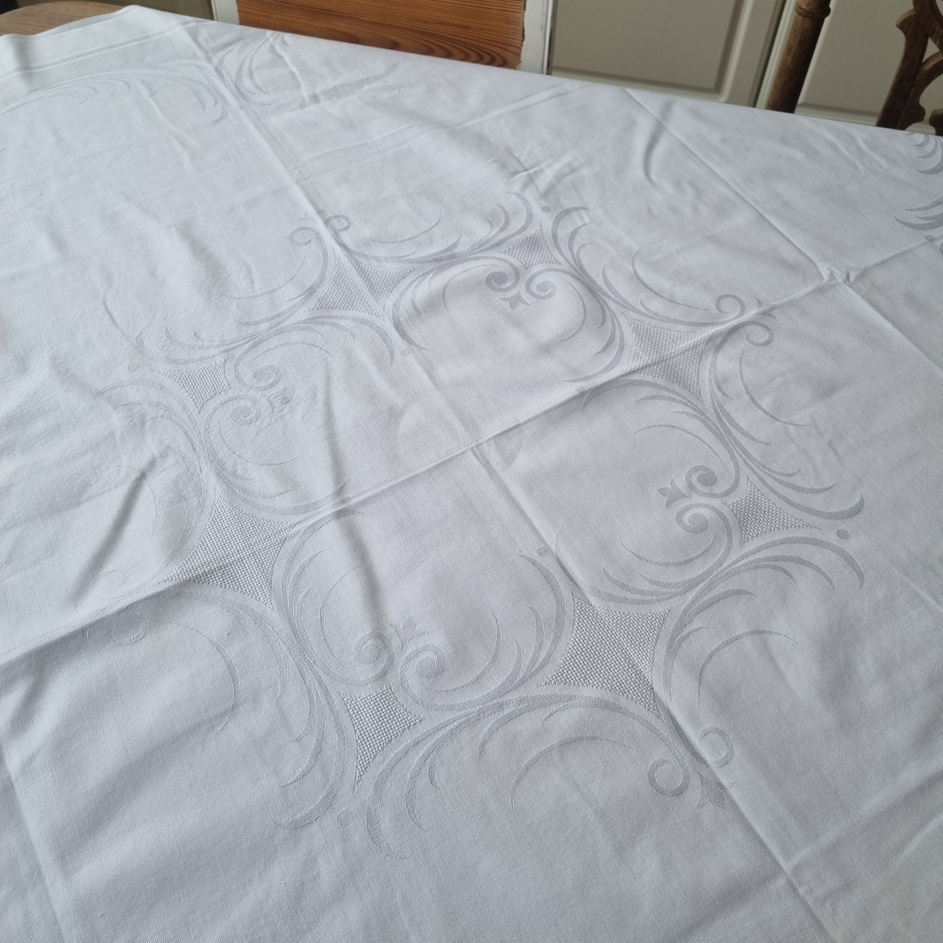 Vintage Tischdecke weiß 125x125cm Landhaus 🤍