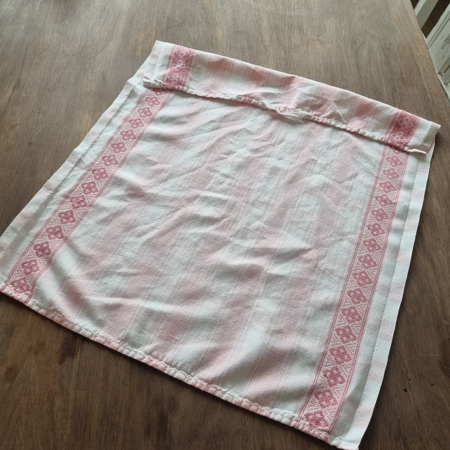 Antikes Vintage Geschirrtuch Küchentuch rosa mit Muster 45x60cm