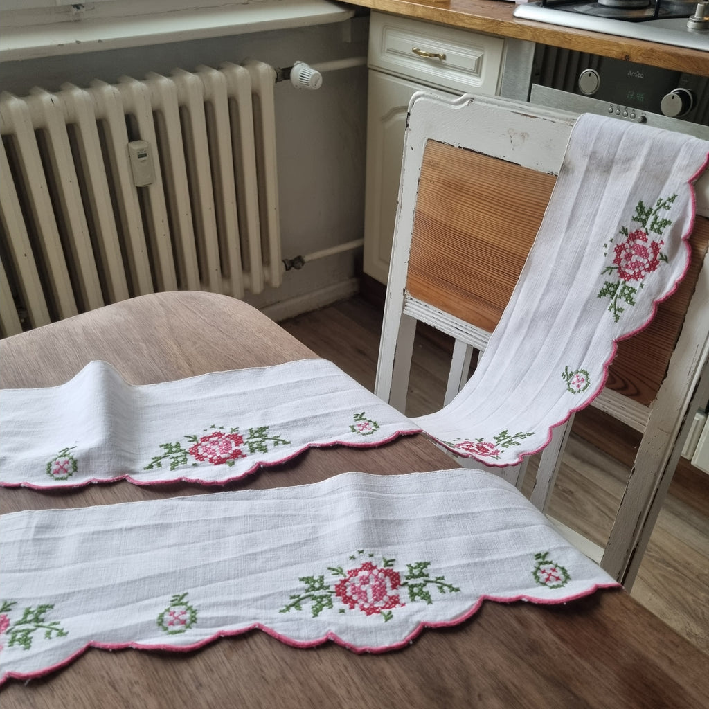 Antike handbestickte Spitze Küchenregal Baumwolle Blumen Herz Landhaus Vintage 110x14cm 🤍