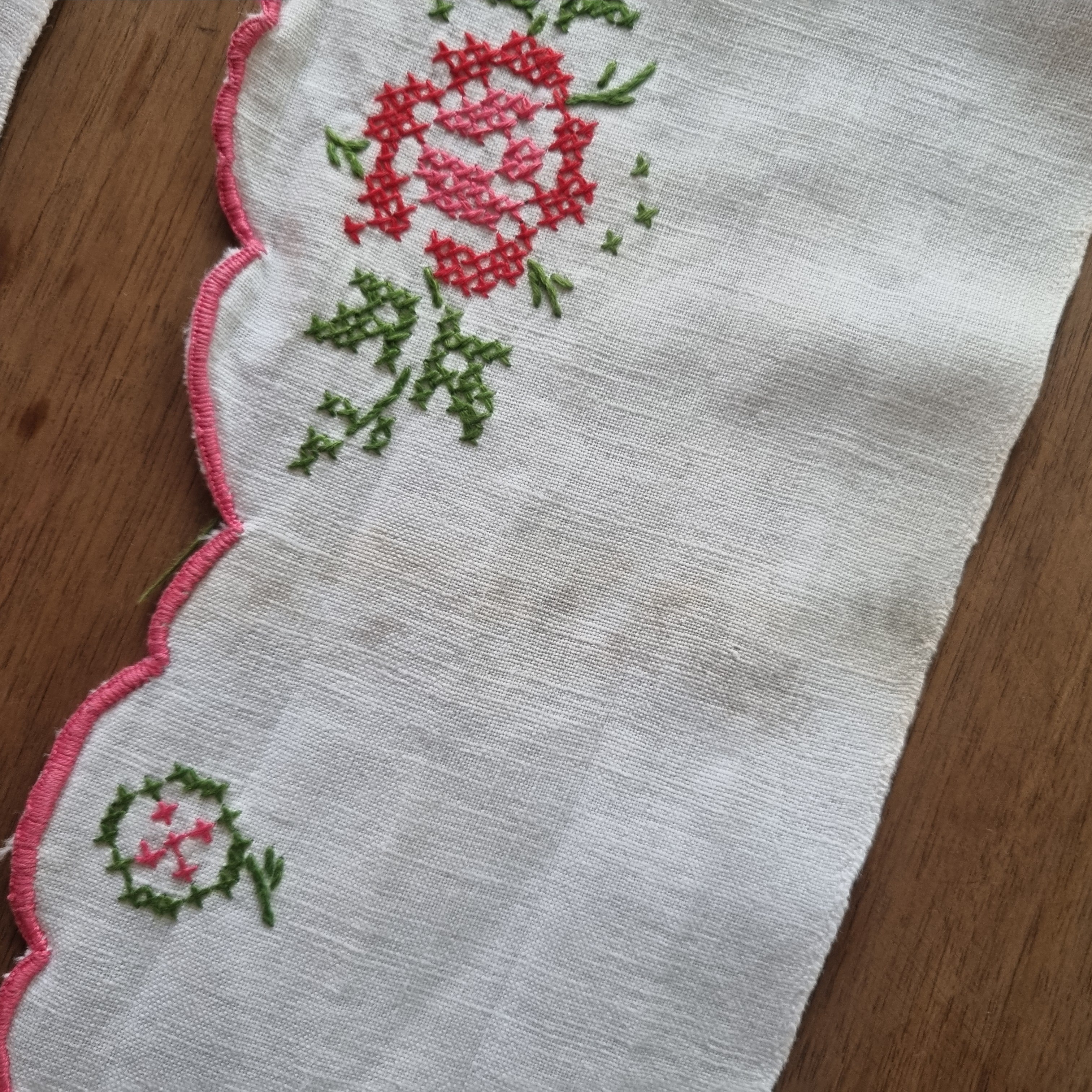 Antike handbestickte Spitze Küchenregal Baumwolle Blumen Herz Landhaus Vintage 110x14cm 🤍