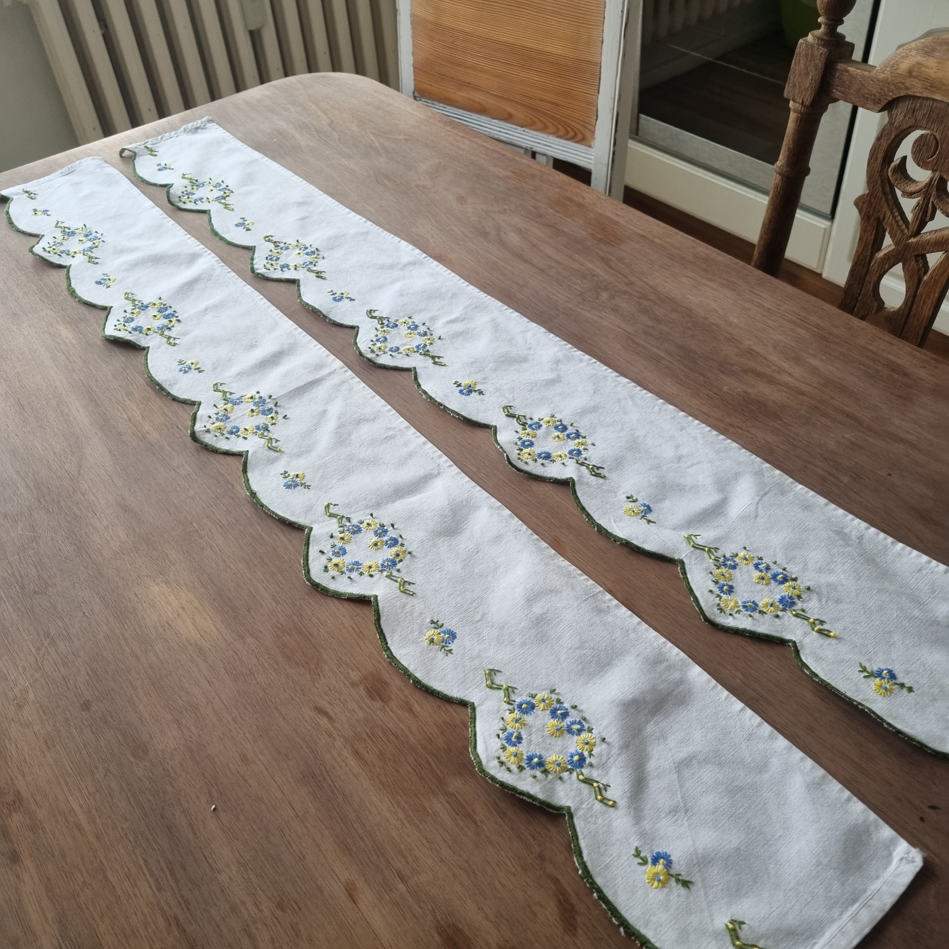 Antike handbestickte Spitze Küchenregal Baumwolle Blumen Herz Landhaus Vintage 105x14cm 🤍