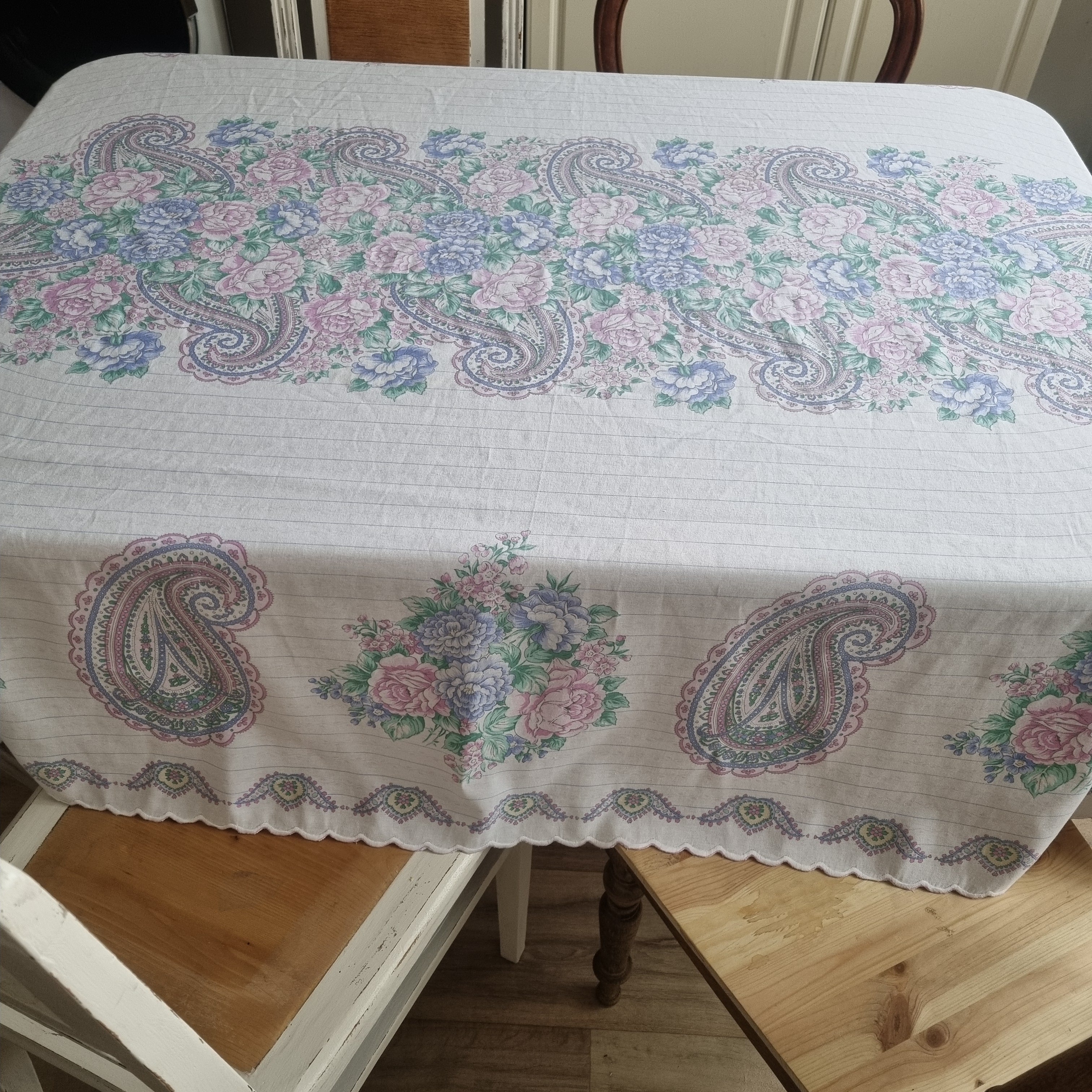 Vintage Tischdecke oval 215x15cm bedruckt 🤍