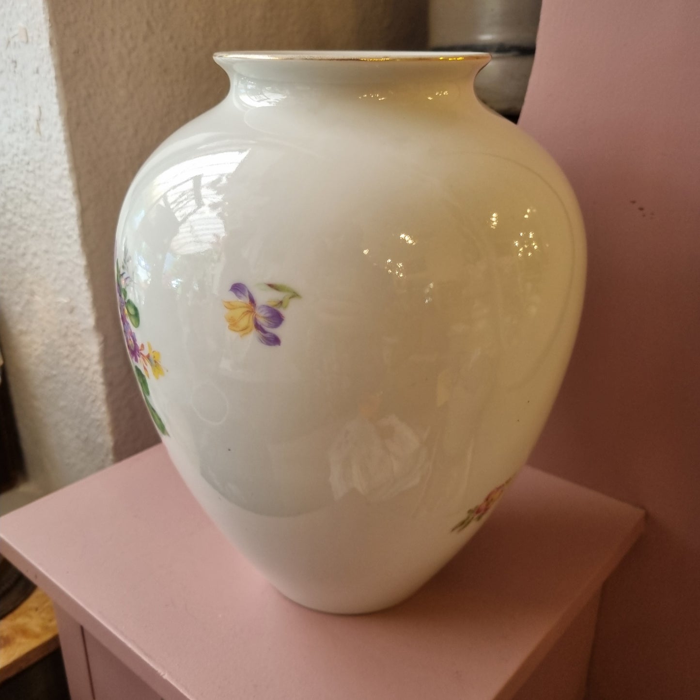 Alte große Porzellan Vase von Kunstporzellane Metzler&Ortloff Blumenmotiv weiß