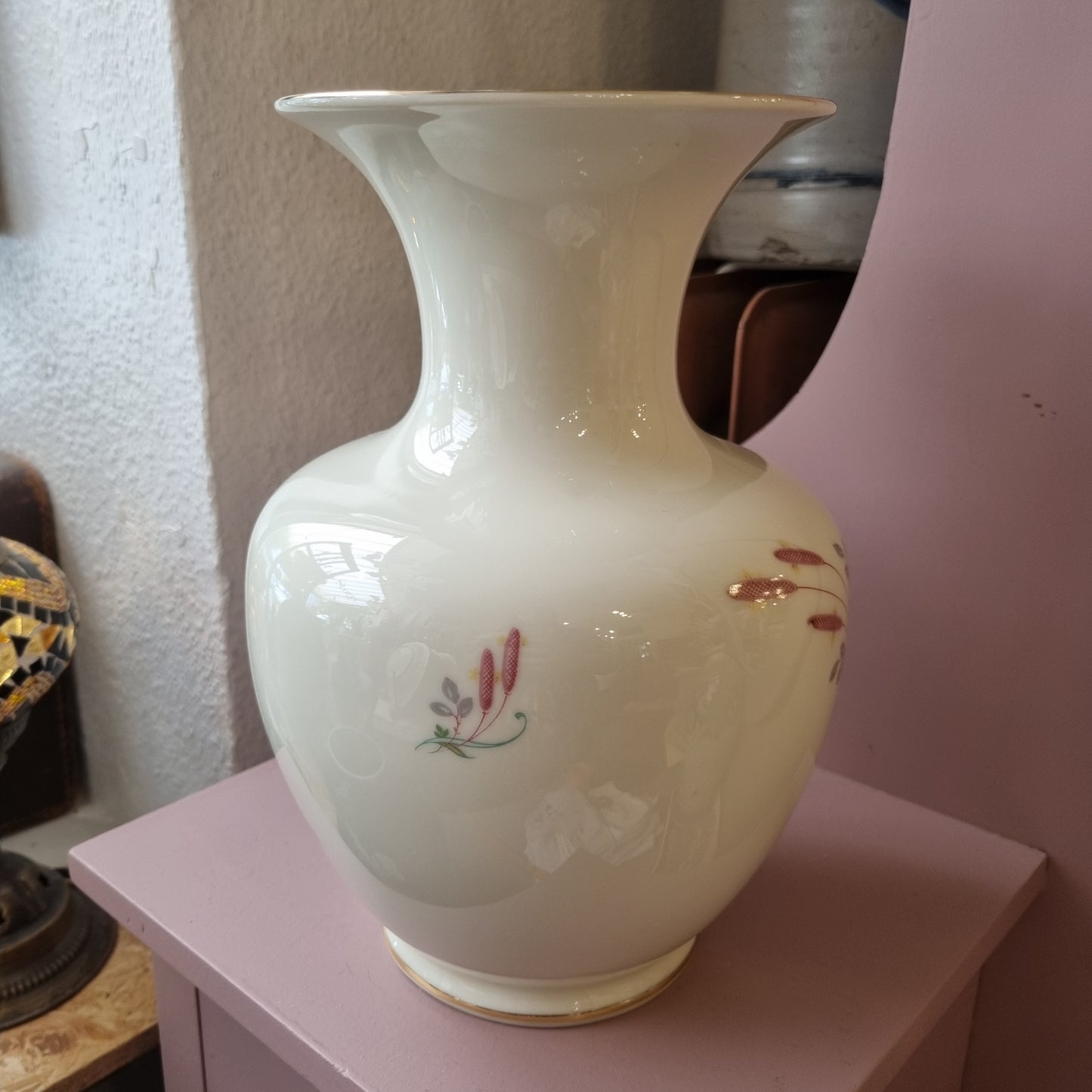 Alte große Porzellan Vase von alka bavaria elfenbeinfarben Blumenmotiv